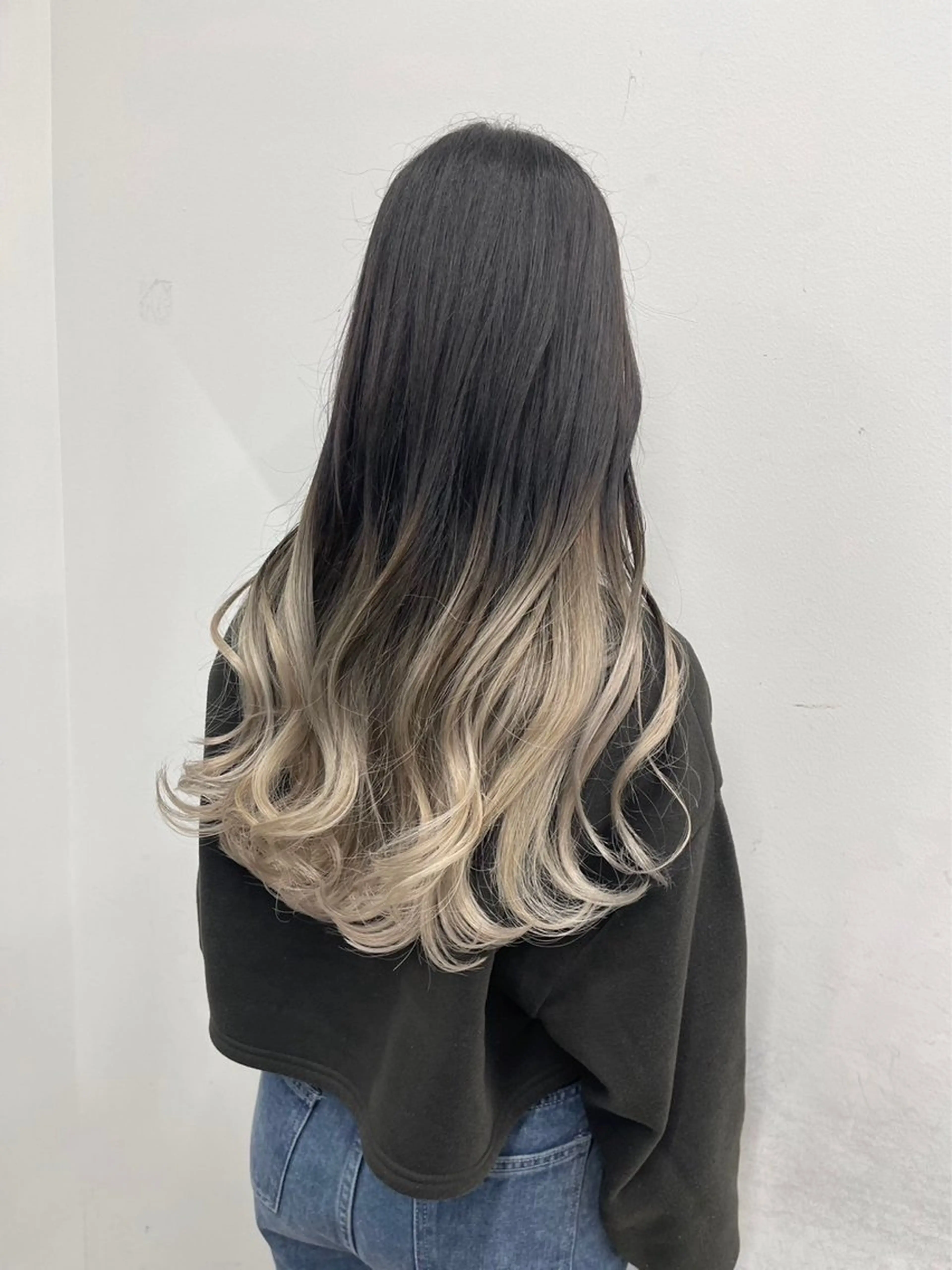 ロング カラー グラデーションカラー カット ヘアカラー トリートメント 【公式】amble luxe池袋東口🩷のヘアスタイル