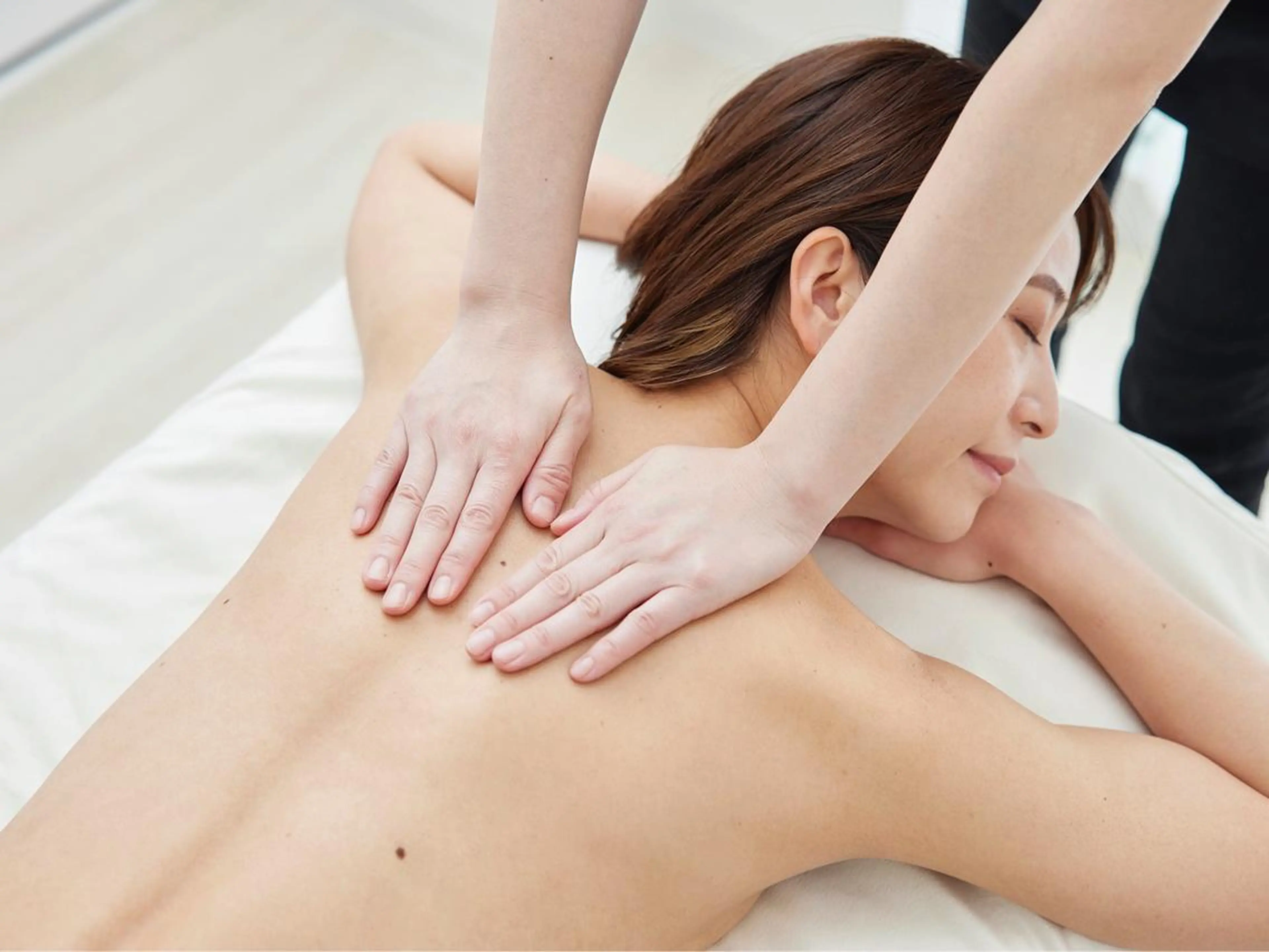 ボディ＆フェイシャルサロン　　　Vierouge所属・肌質改善・美肌サロン ヴィエルージュのエステ・リラクイメージ