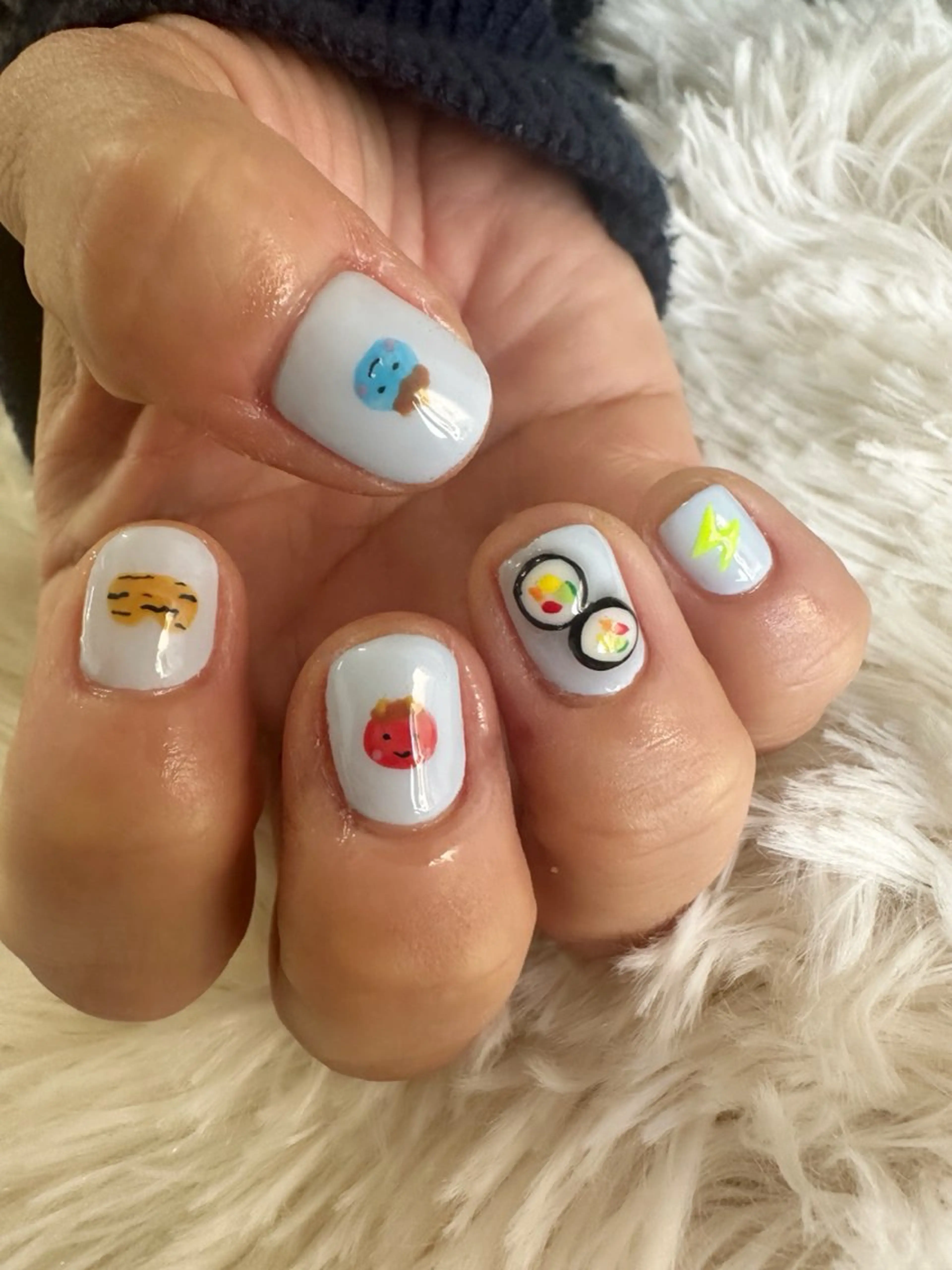 ネイル ネイルルーム103 マイコのネイルデザイン