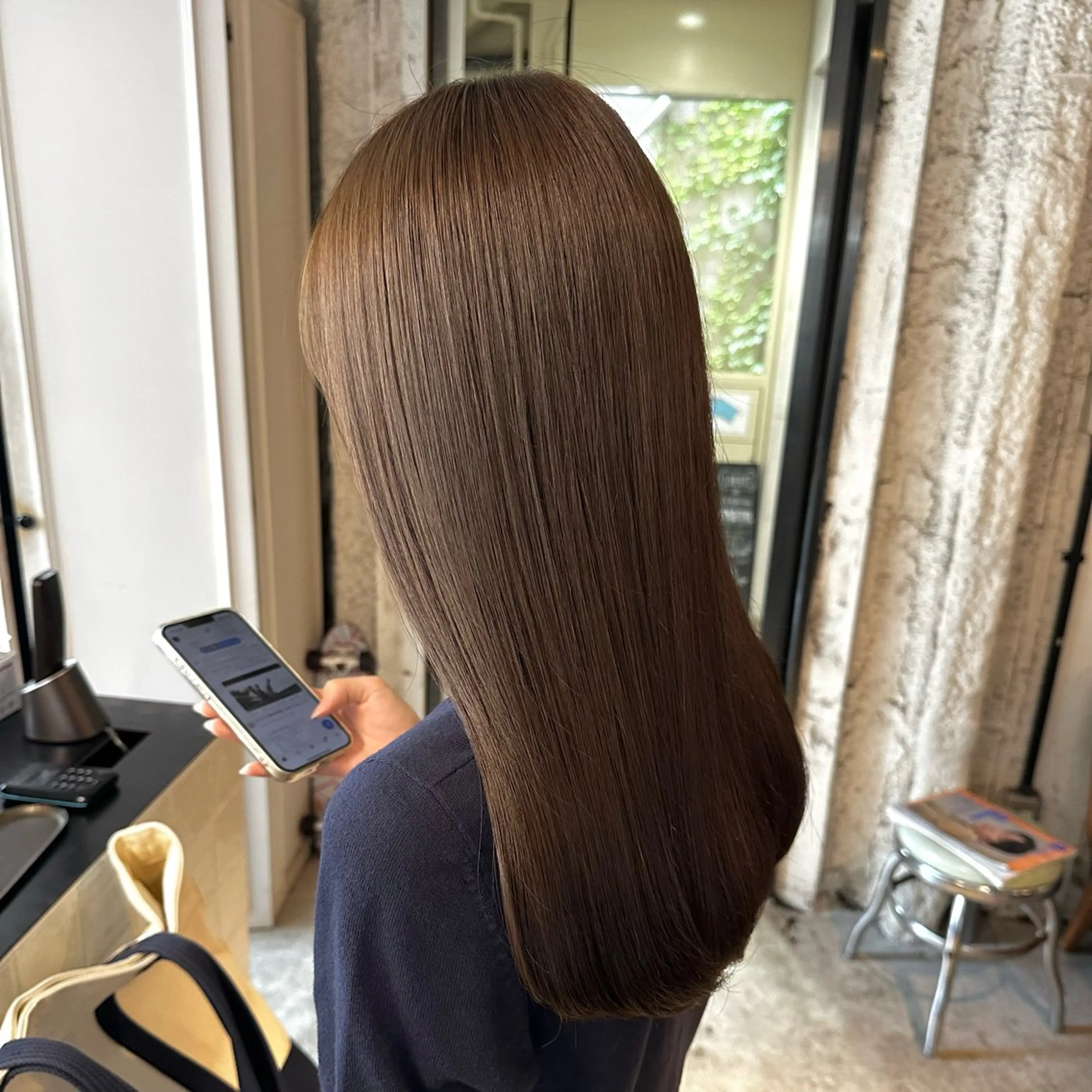 セミロング 顔まわりレイヤー 韓国風ヘア レイヤーカット ローレイヤー 縮毛矯正 カット ヘアカラー トリートメント Masena所属・【必ず似合わせます】 川口航平のヘアスタイル