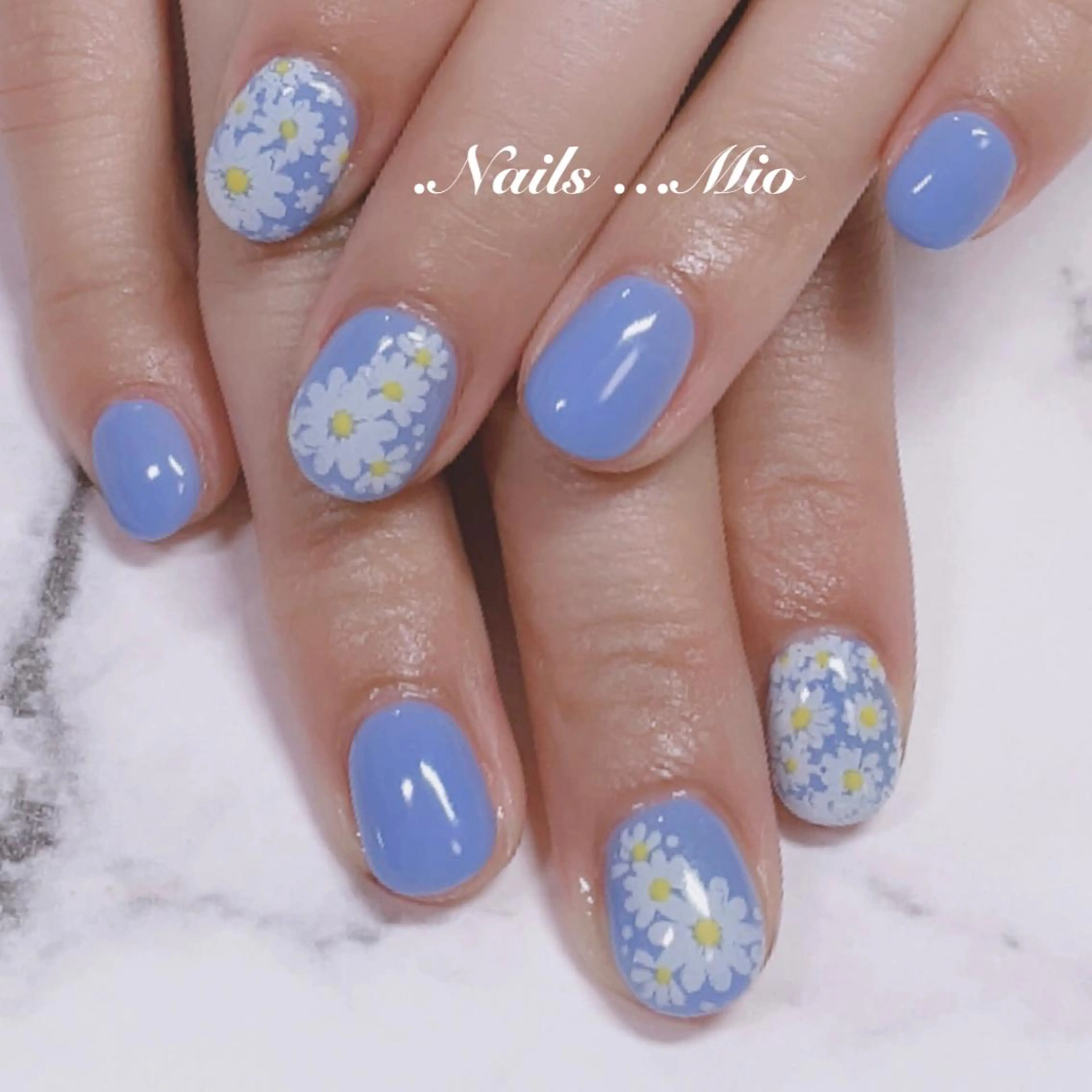 ネイル アートネイル フラワーネイル .Nails Mio 赤羽西ネイルサロンのネイルデザイン