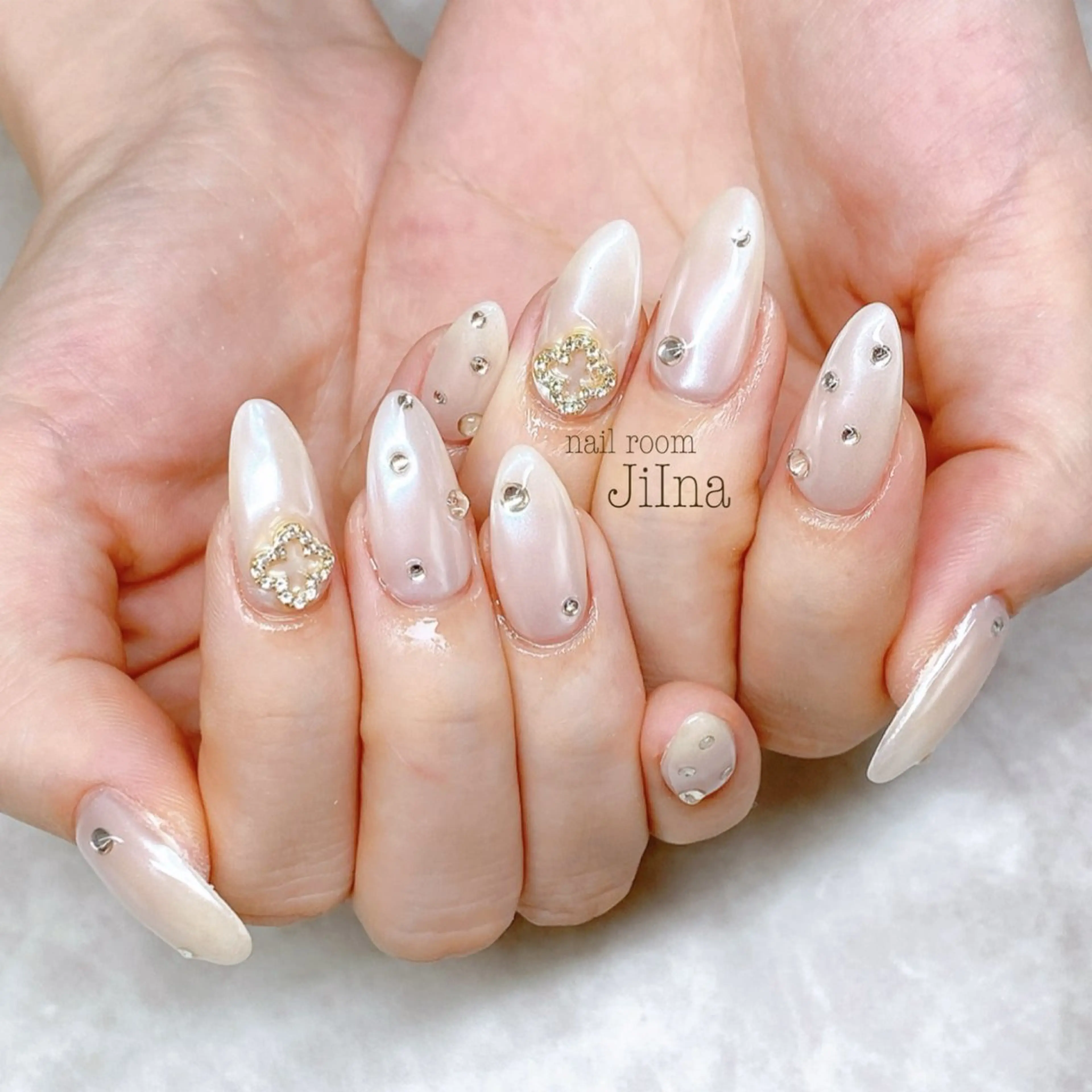 ネイル 持ち込み JiIna nailのネイルデザイン