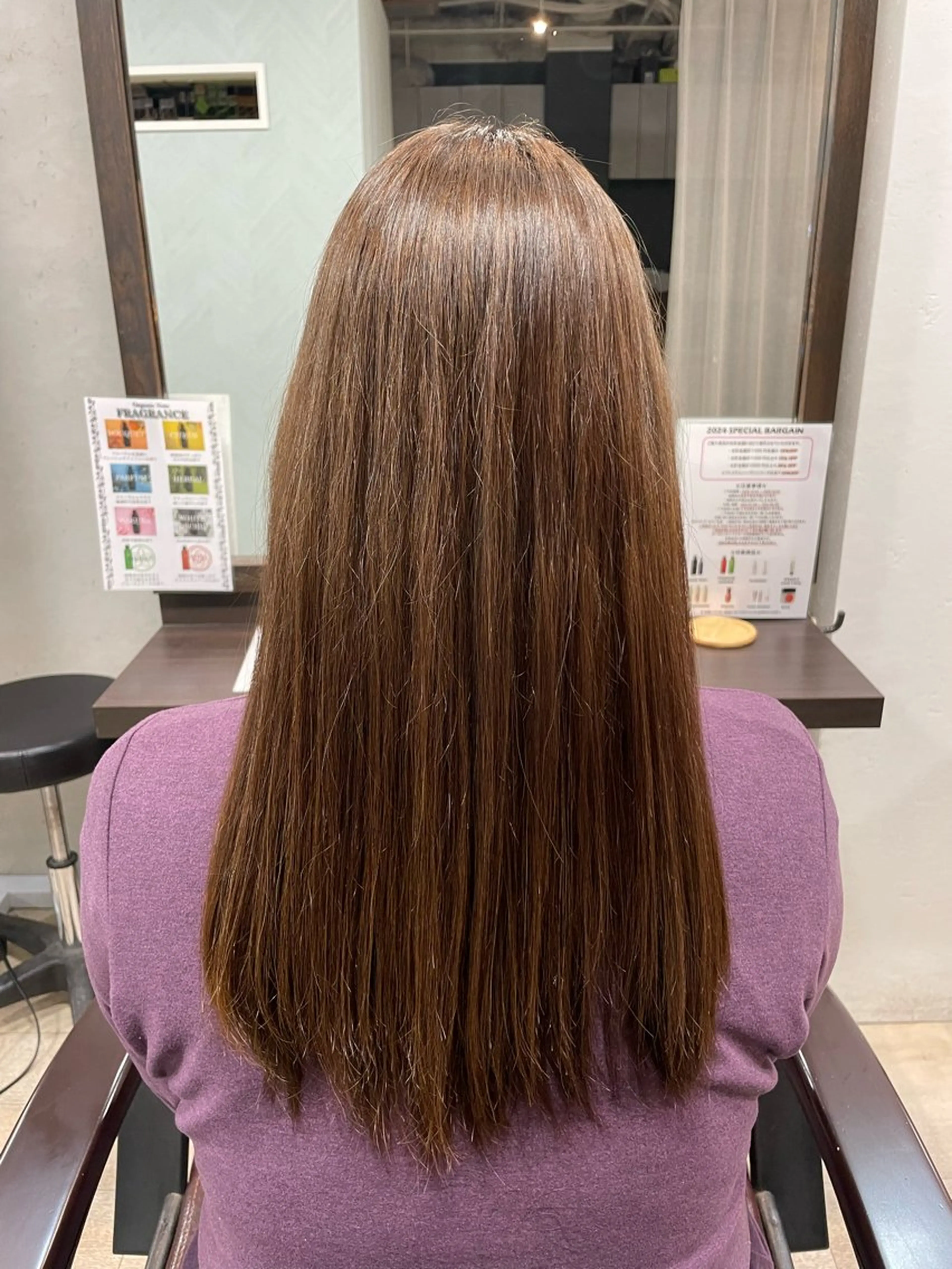 ロング カラー ヘアカラー 黒井 瑠菜のヘアスタイル