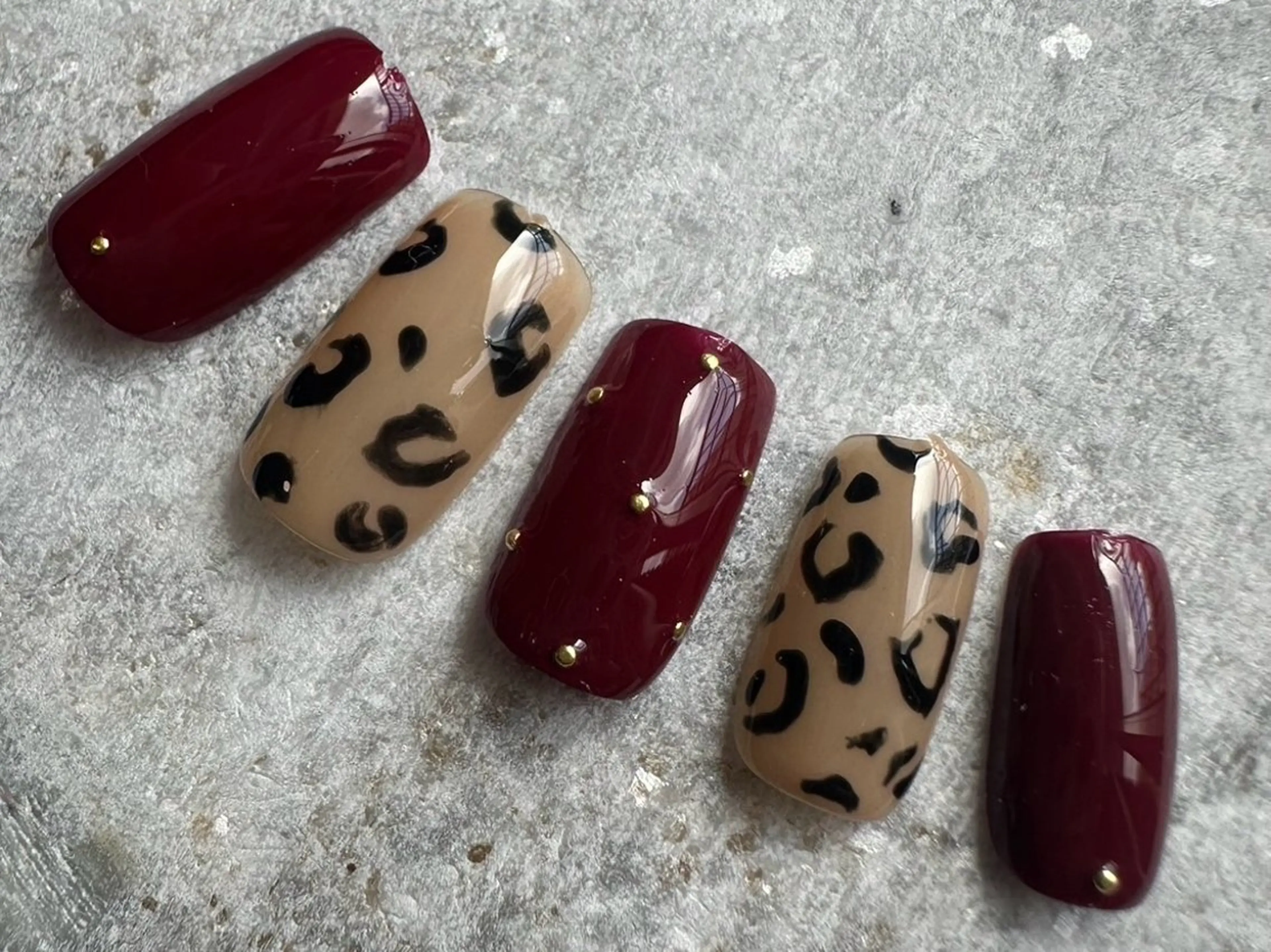 ネイル 黒須莉奈 IRYのネイルデザイン