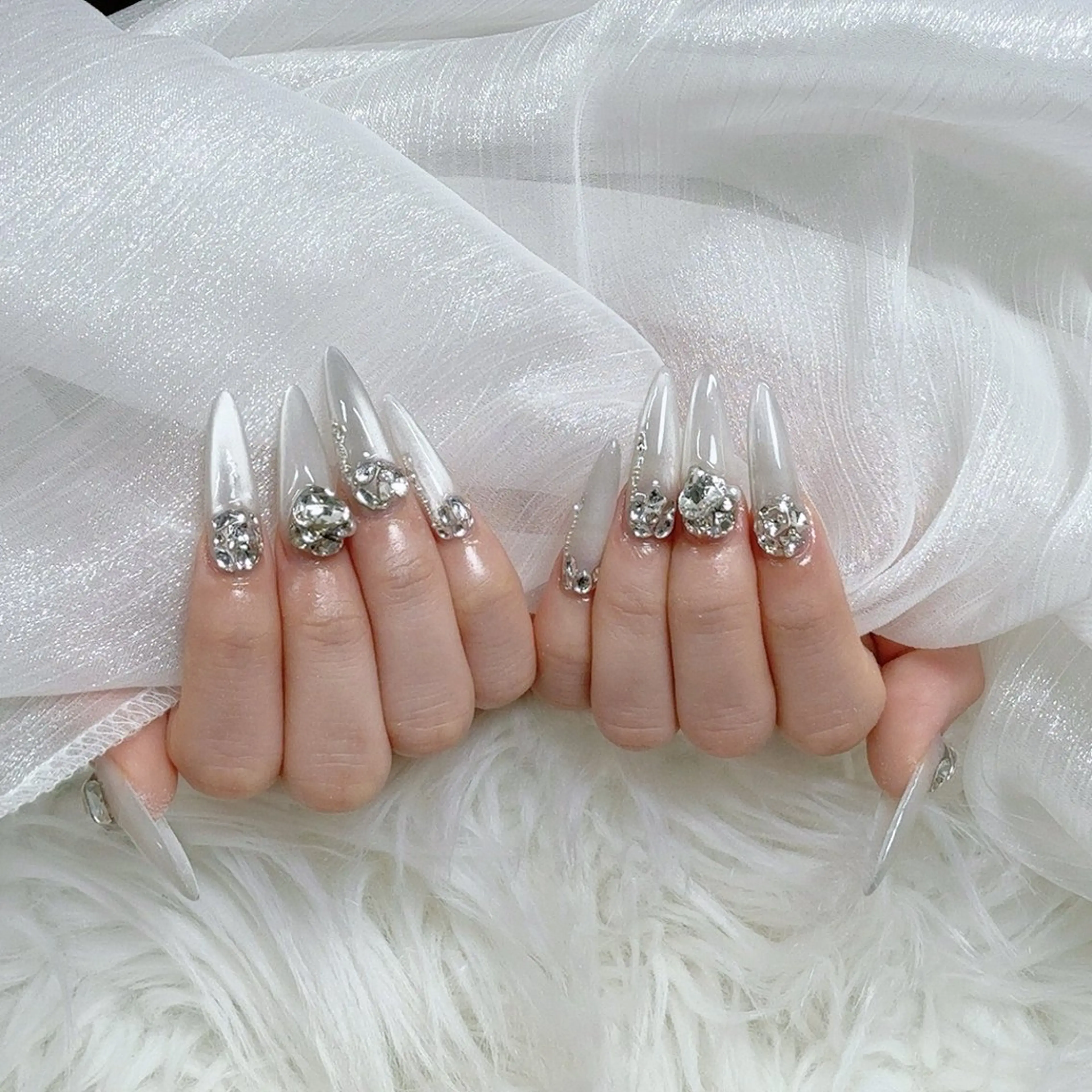 ネイル ENSalon 愛佳のネイルデザイン