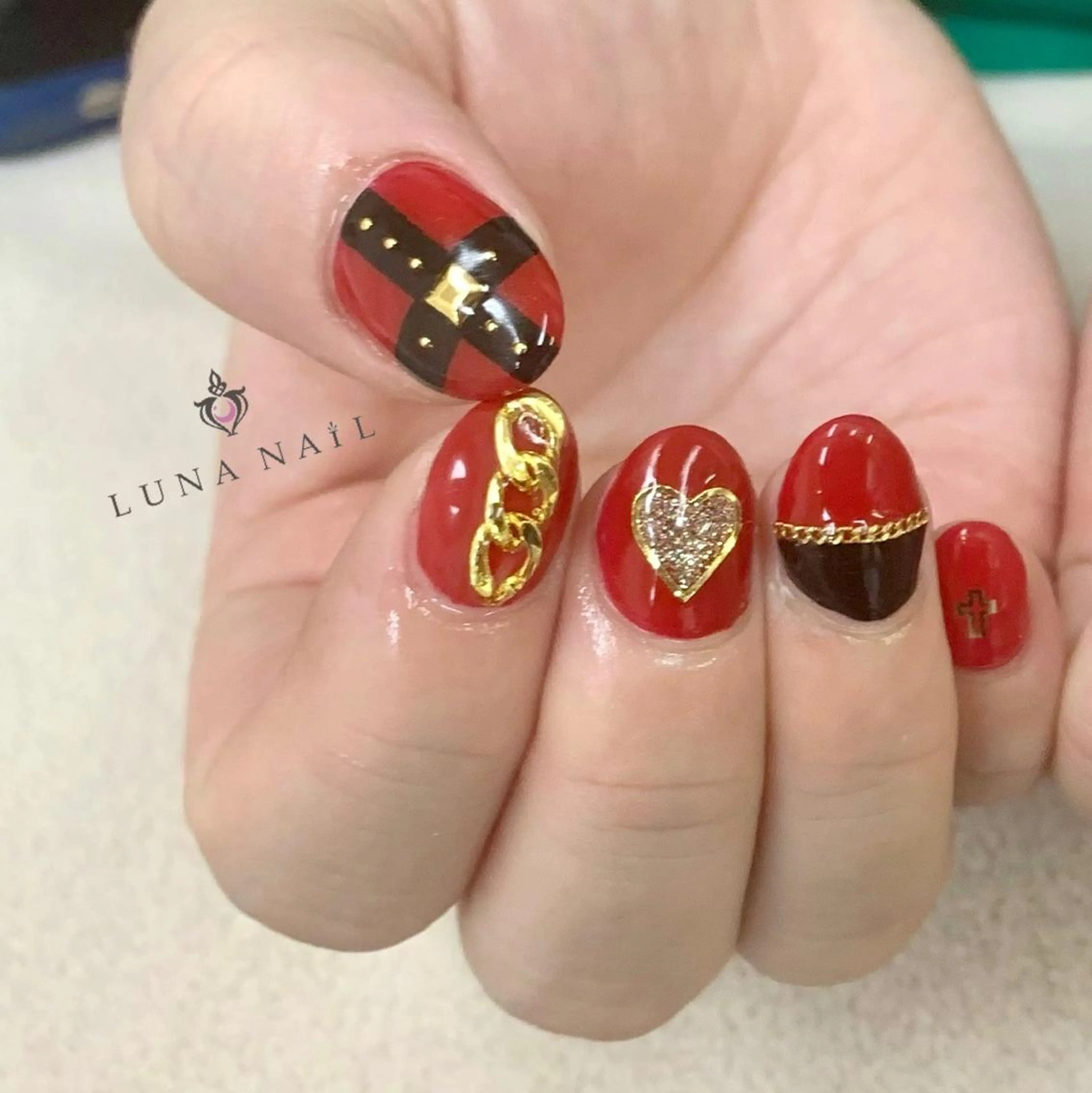 ネイル ハンドネイル アトリエ　ミモザ所属・いまむら あかりのネイルデザイン