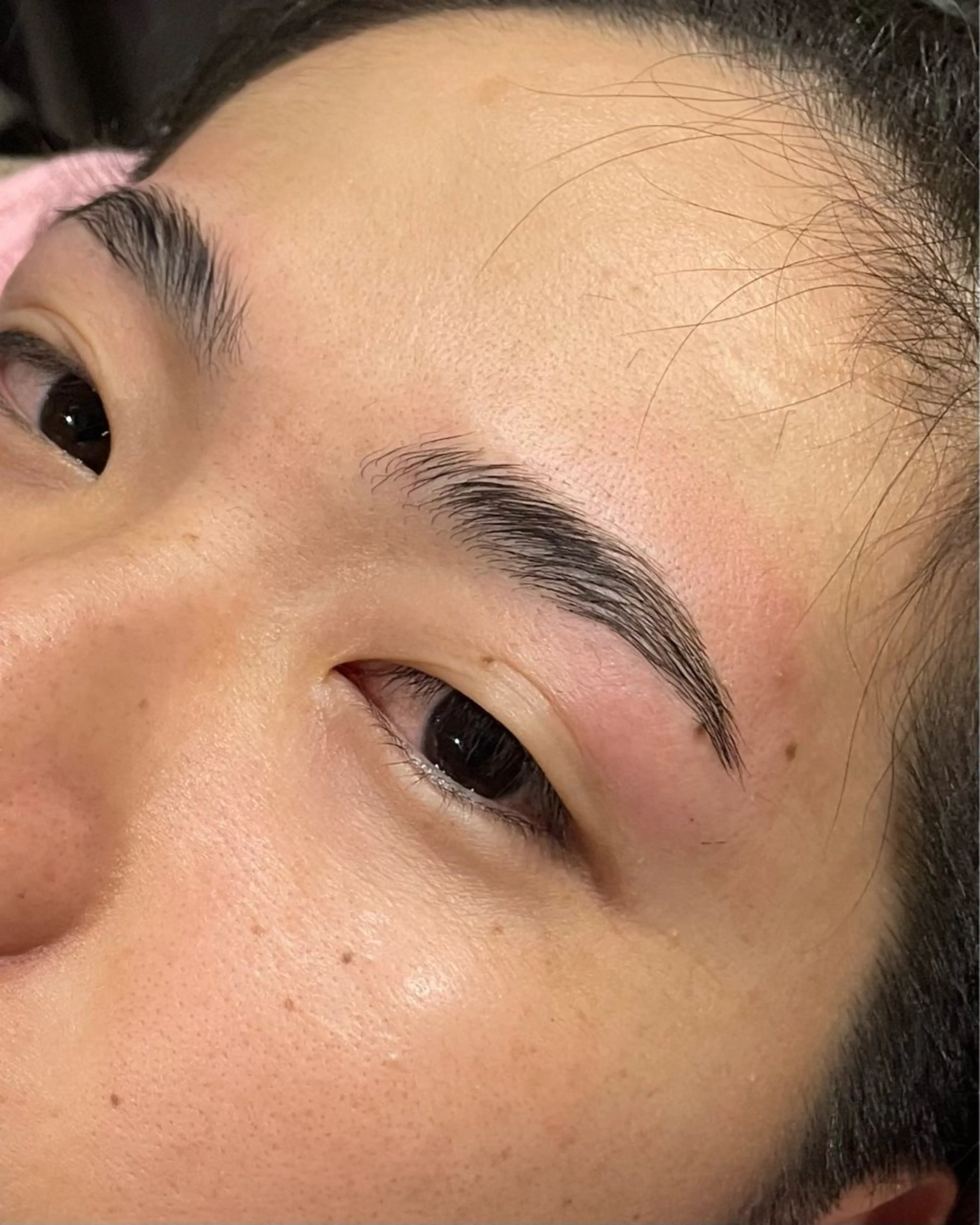 NEW FACE所属・メンズ美容専門店 NEW FACEの眉毛・アイブロウイメージ