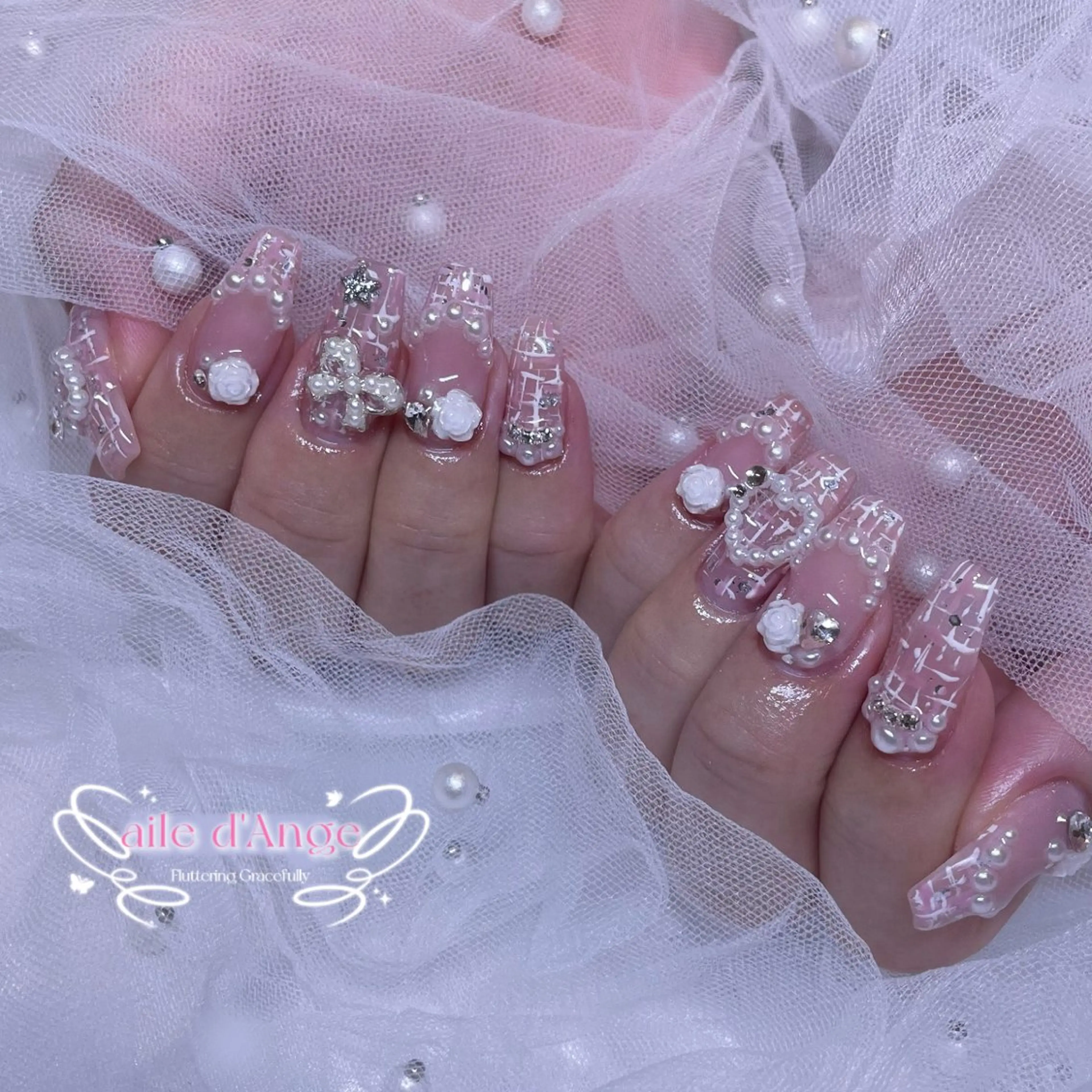 ネイル ガーリー ハンドネイル フットネイル aile d'Ange所属・ailed'Ange 🍒miuのネイルデザイン