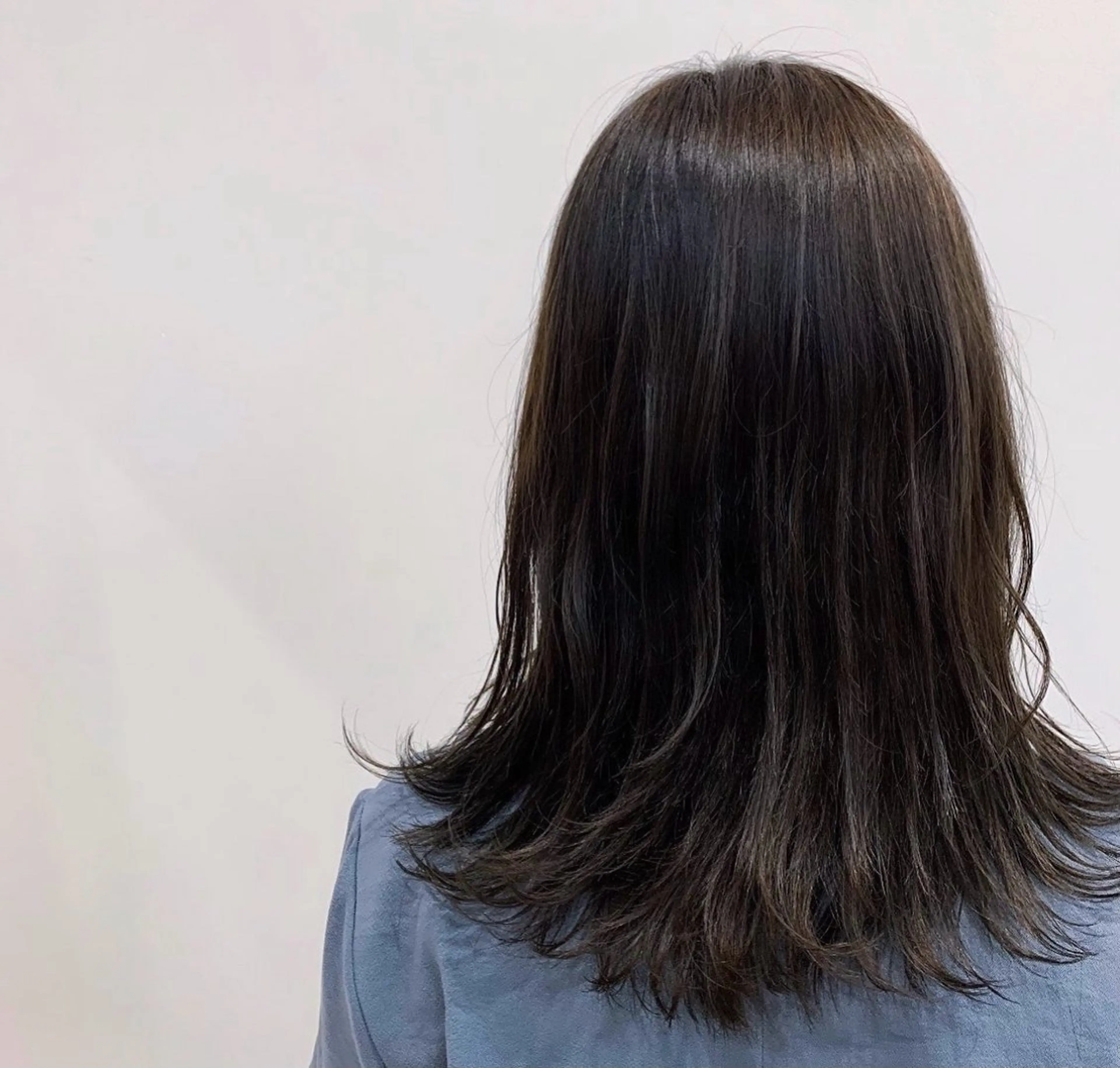 セミロング カラー WILL西宮店所属・WILL西宮野崎琴水 /透明感カラーのヘアスタイル