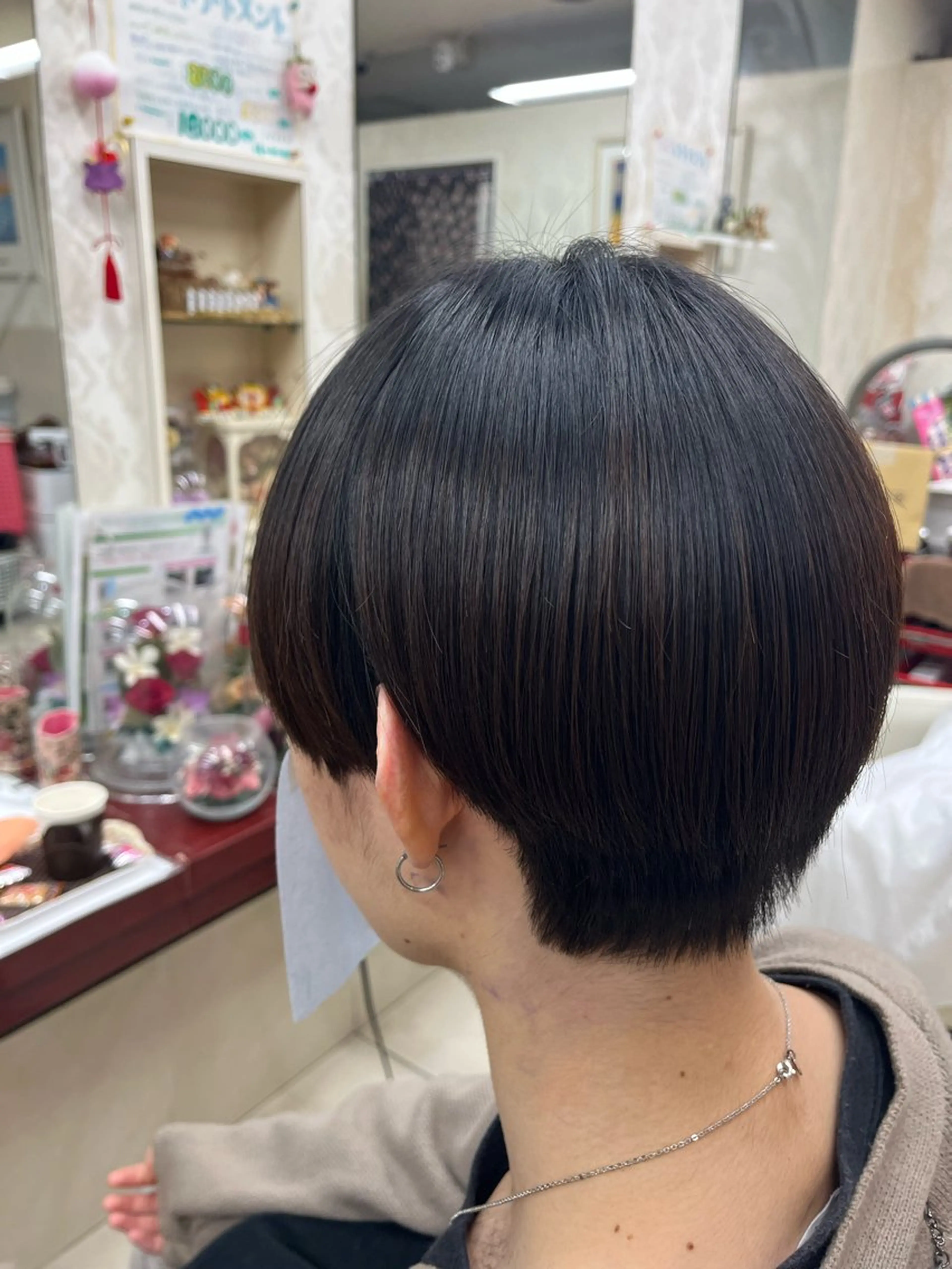 ショート 縮毛矯正専門店　美容室ハース所属・ウィリアム シュウのヘアスタイル