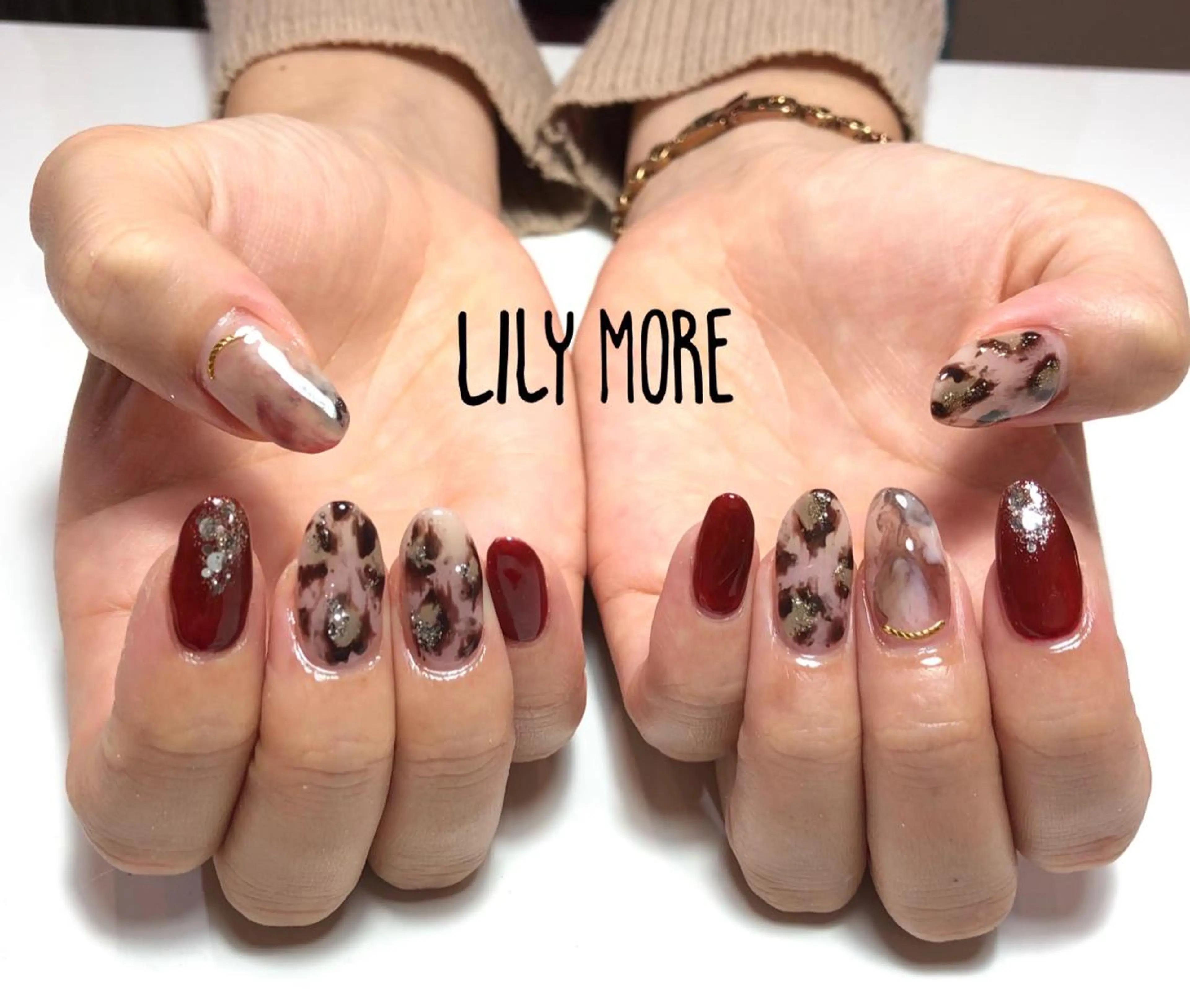 ネイル アニマル柄 Lily closetのネイルデザイン