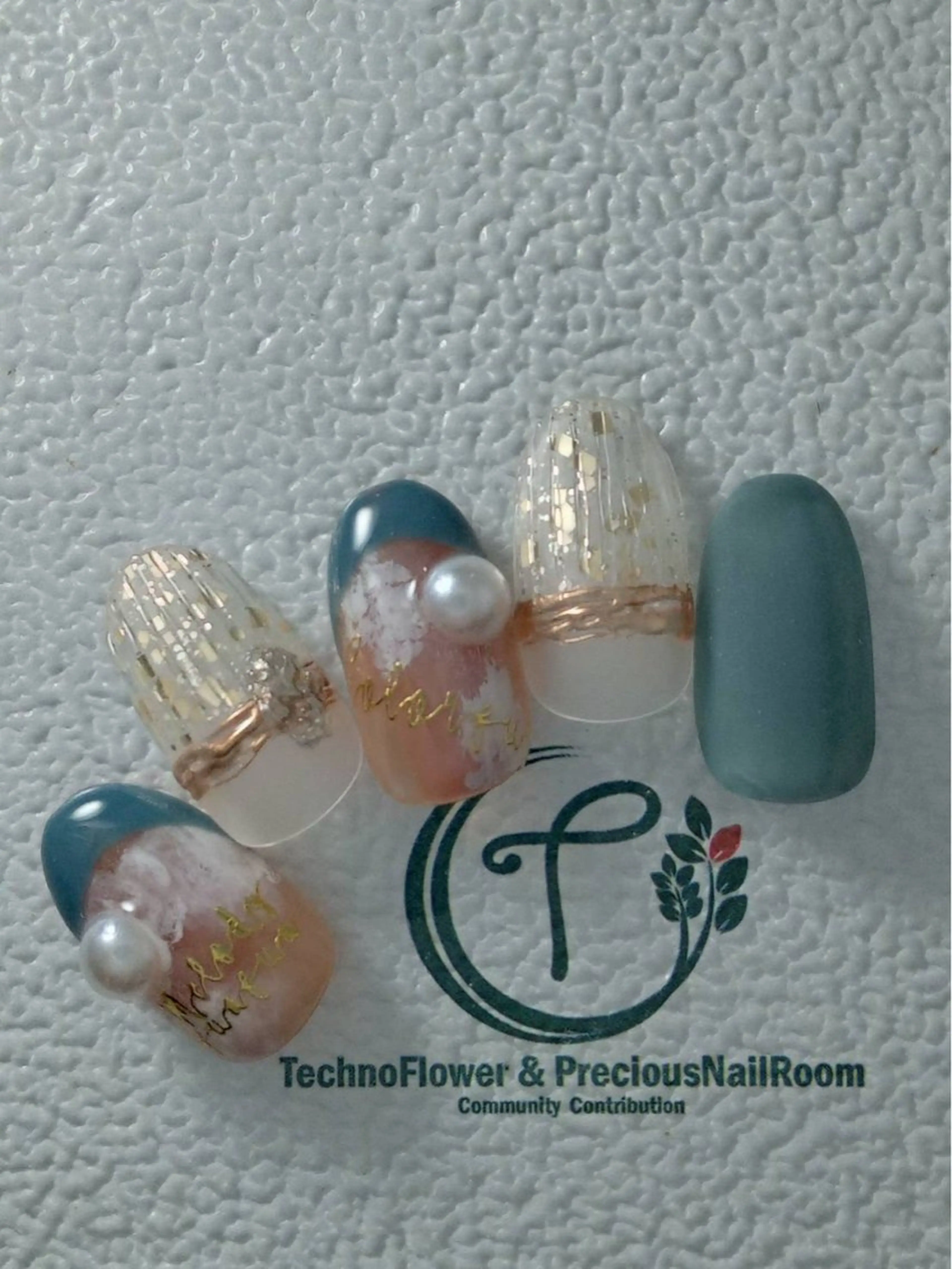 ネイル フラワーネイル precious nail room所属・precious nail roomのネイルデザイン