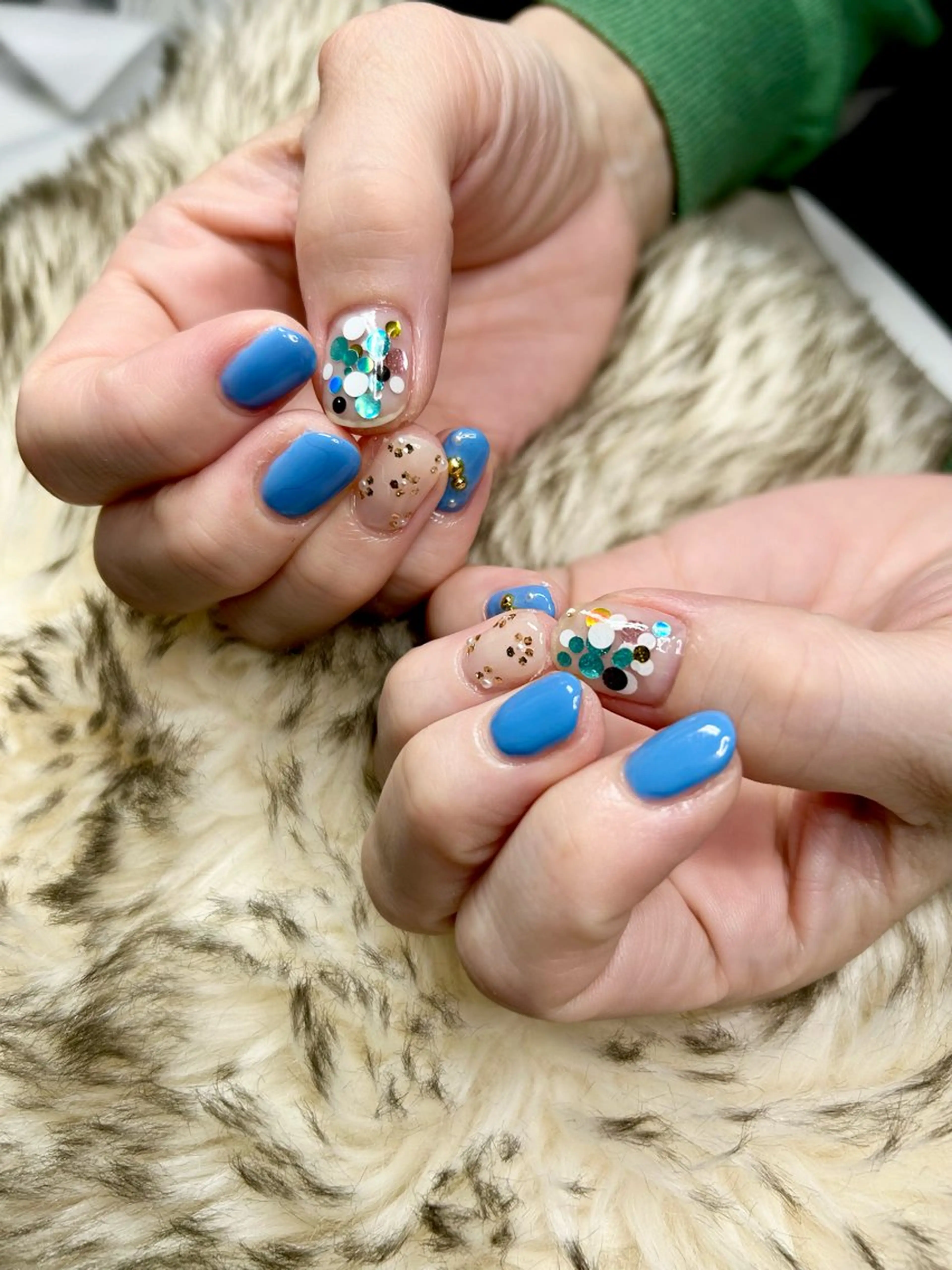 ネイル nailroom HARU.のネイルデザイン