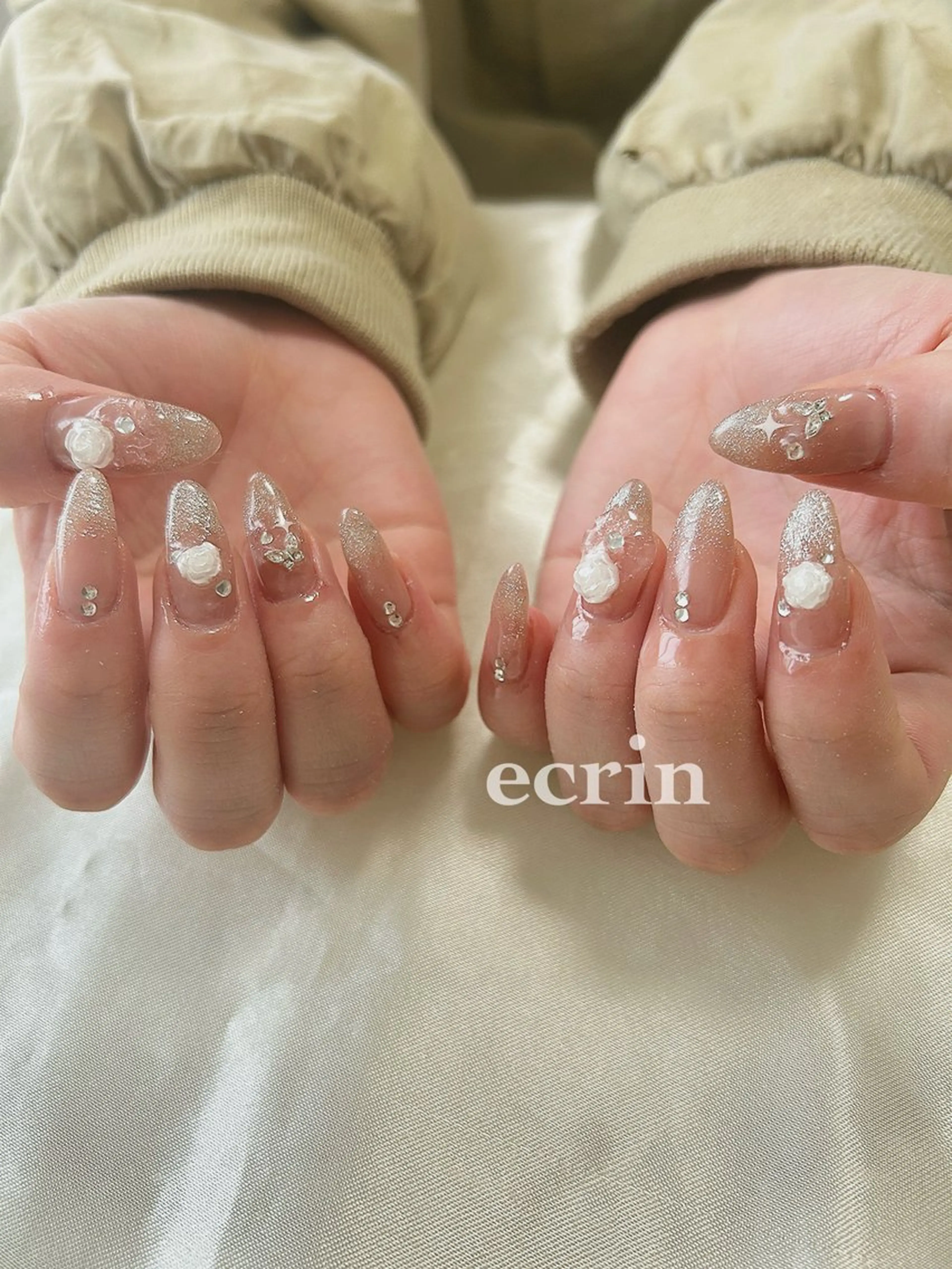 ネイル ecrin (エクラン)のネイルデザイン