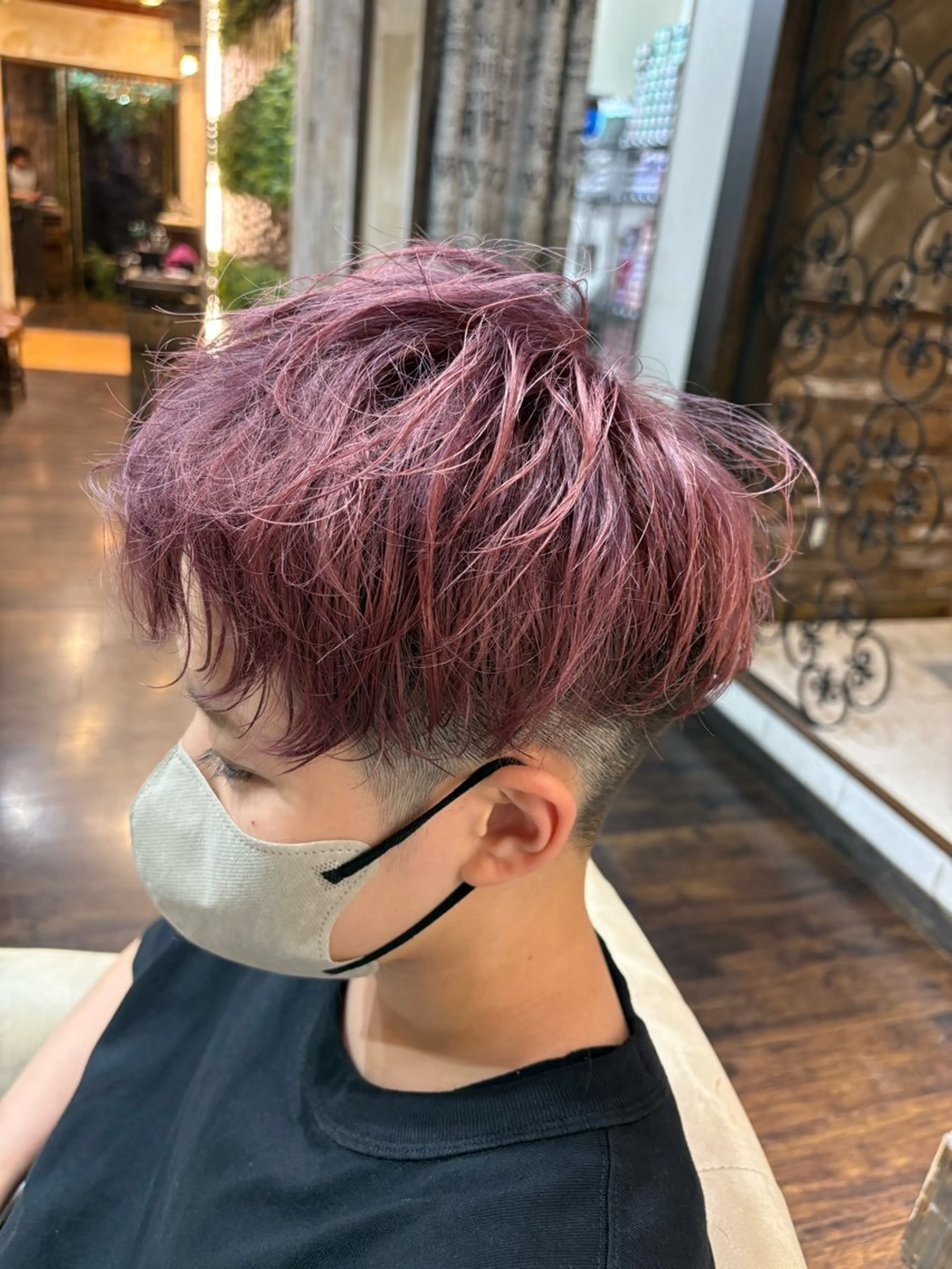 ショート ヘアカラー Calbari 鎌田美歩のヘアスタイル