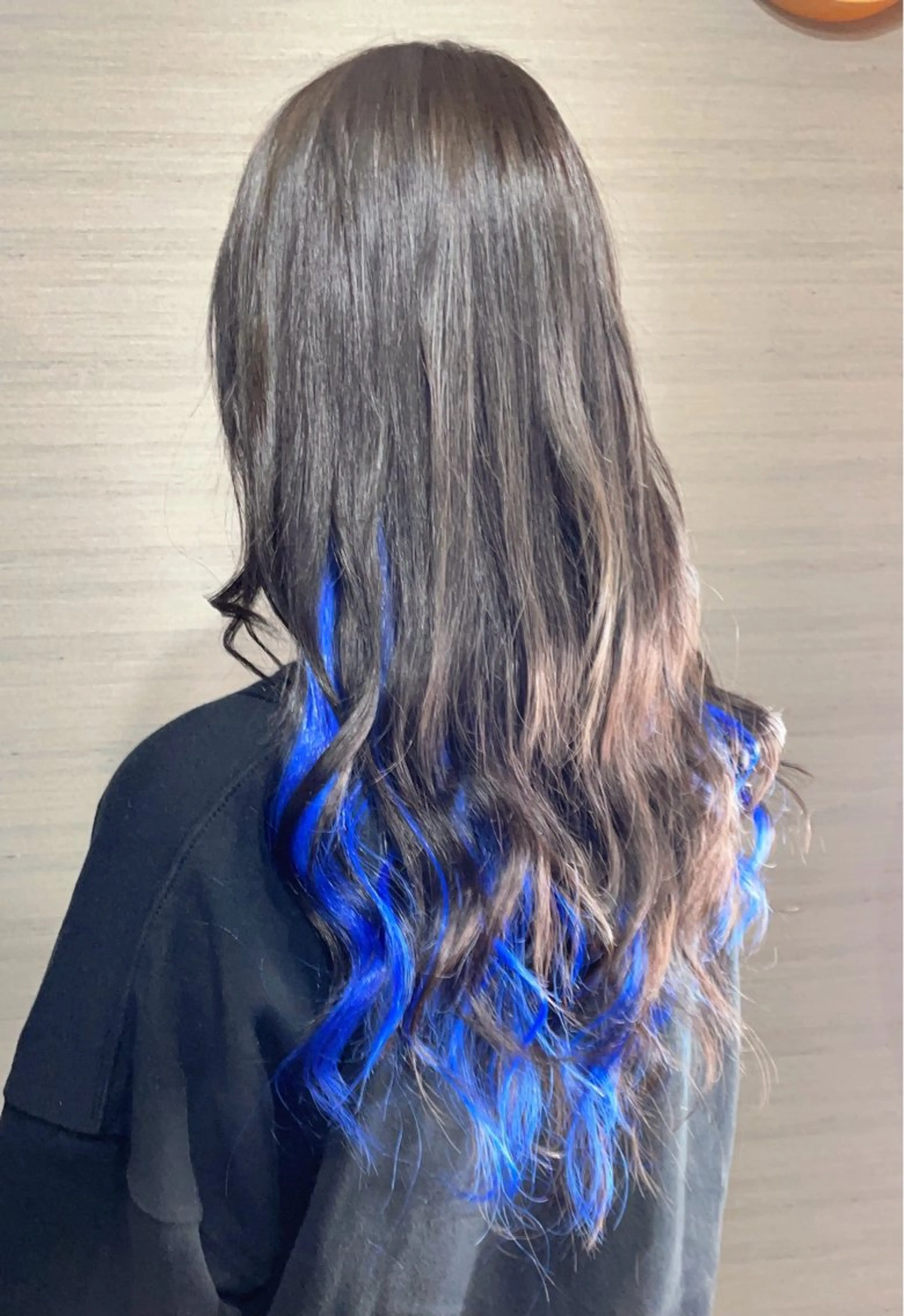 ロング カラー シールエクステ ブルーカラー エクステ シシド ユウスケ Aceのヘアスタイル