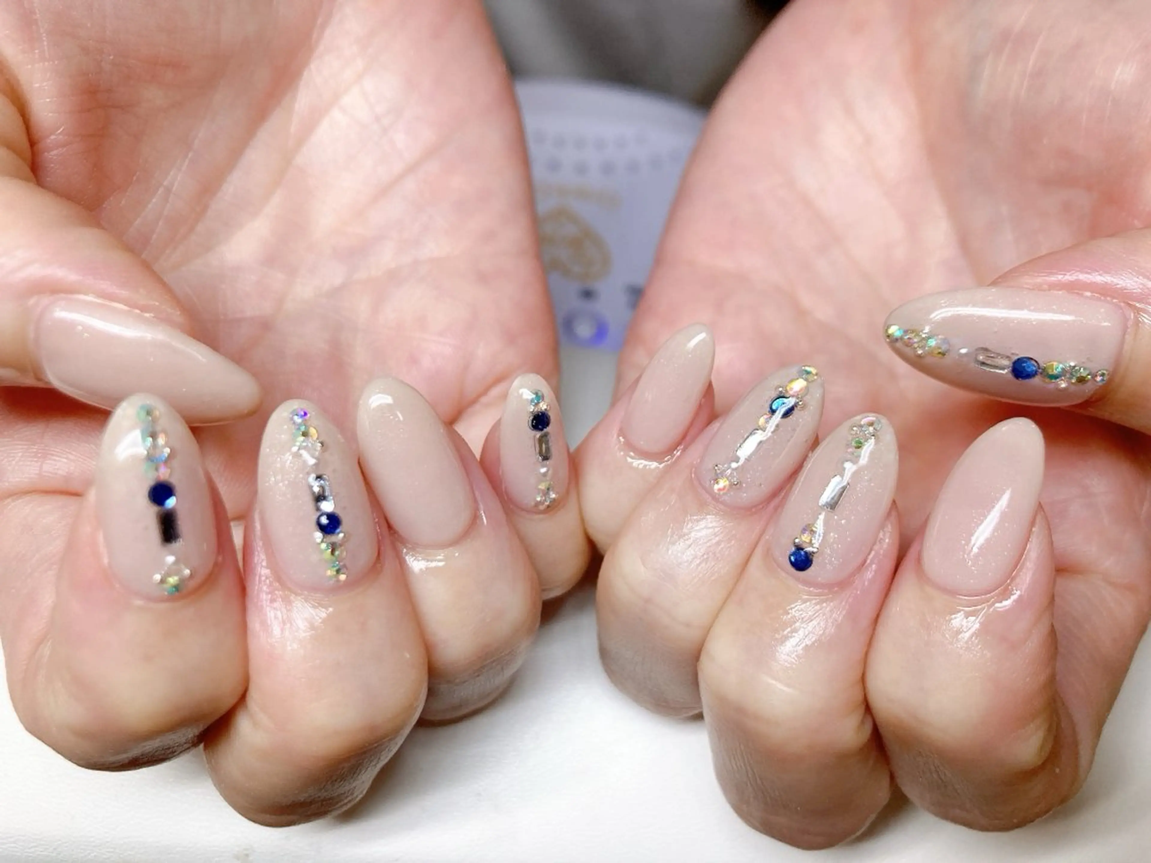 ネイル ECLAT エクラ所属・寺山 千鶴のネイルデザイン