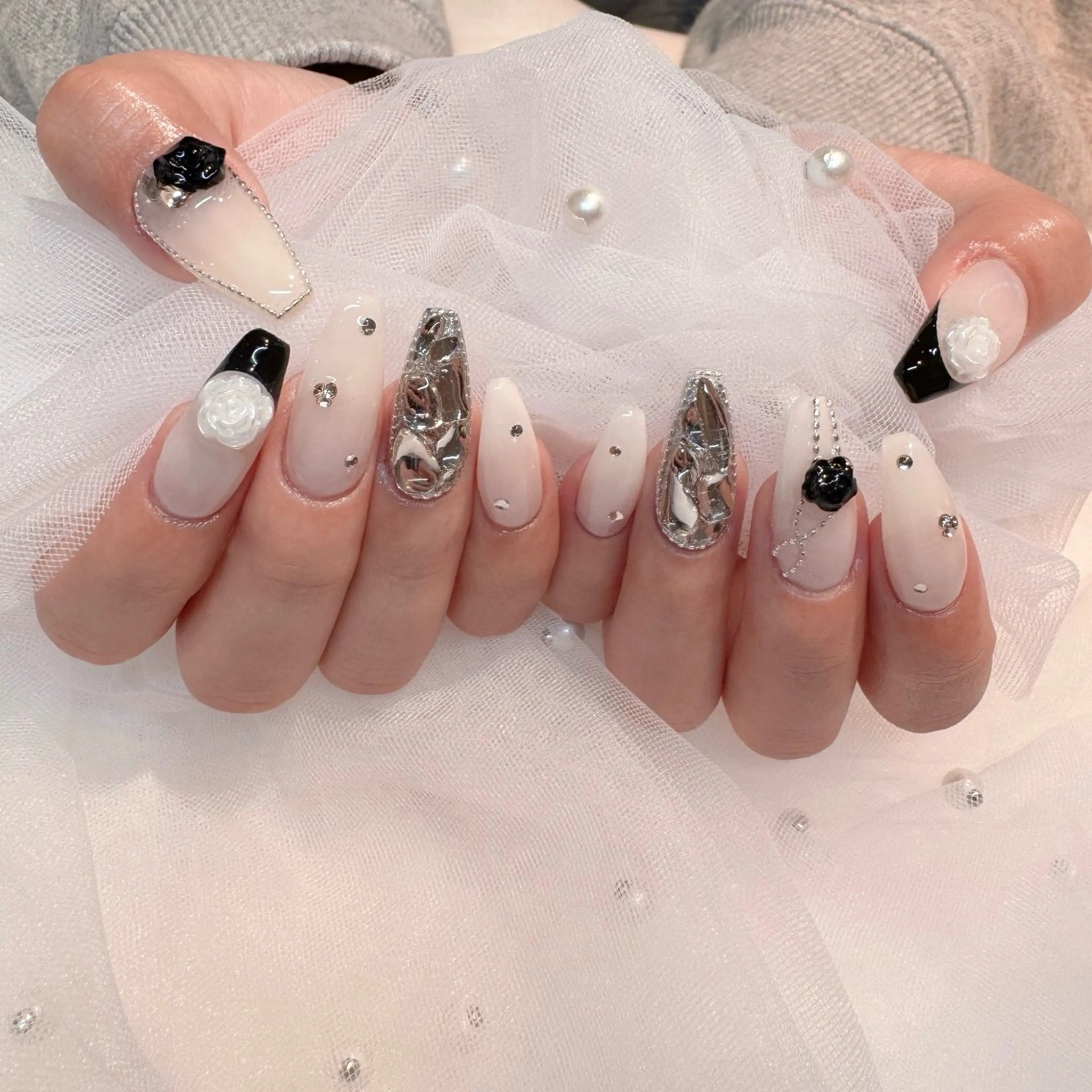 ネイル ハンドネイル 𝐘𝐔𝐊𝐈 💖のネイルデザイン