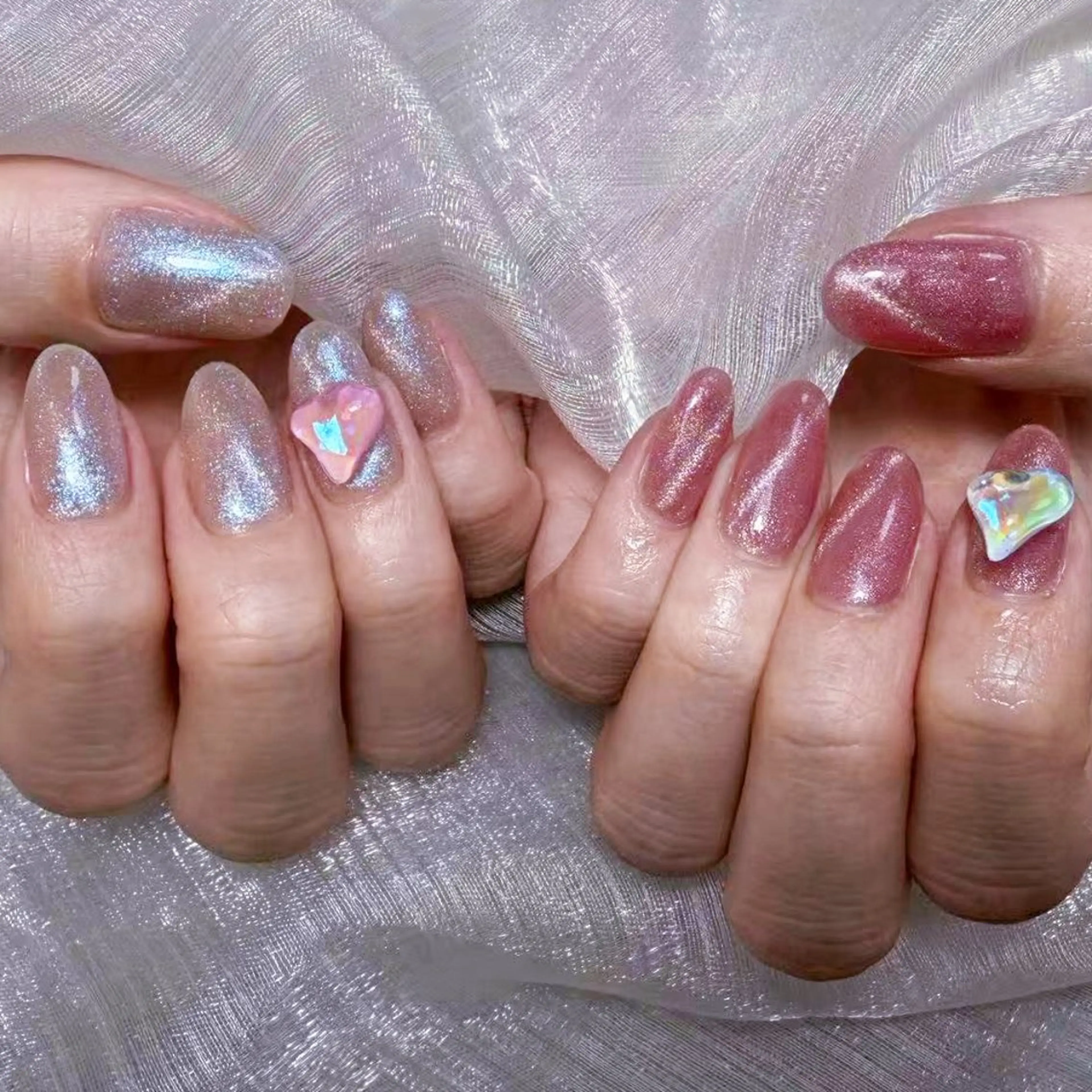 ネイル アートネイル オーロラネイル ガーリー キラキラネイル 韓国ネイル ハンドネイル yu ri 🌹のネイルデザイン