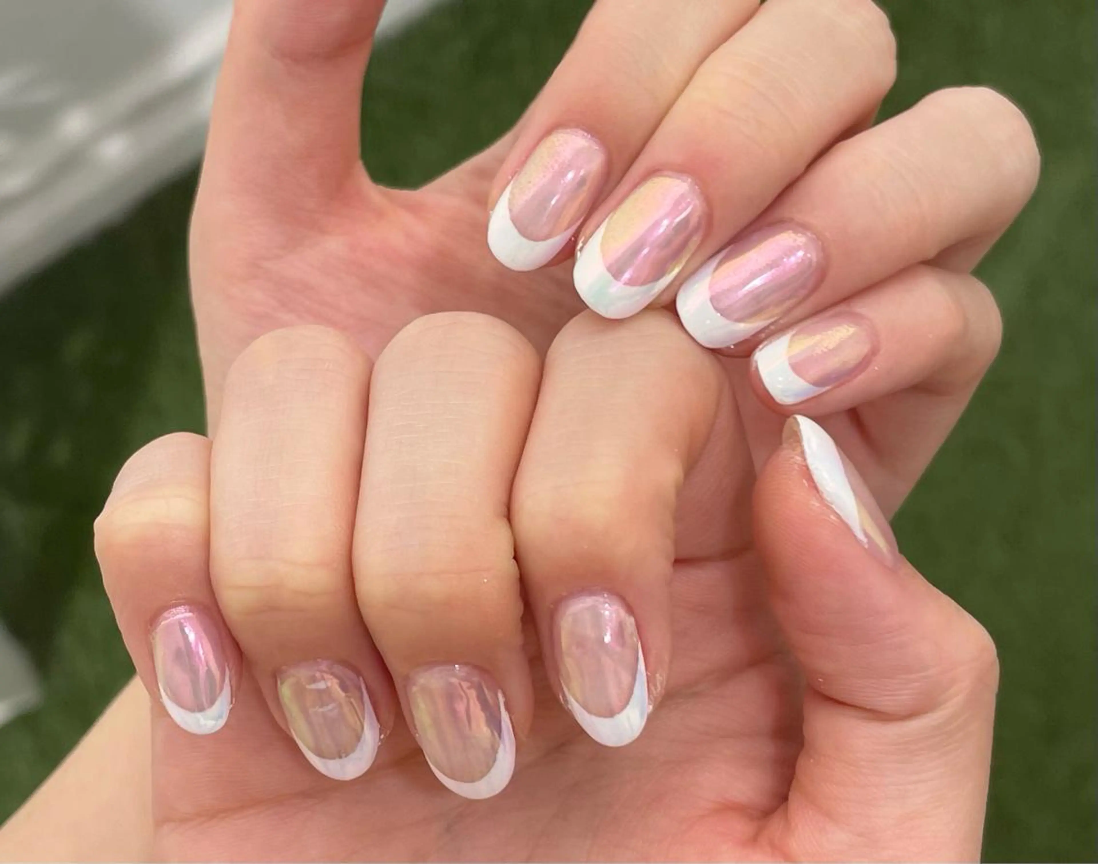 ネイル オーロラネイル フレンチネイル Luonto nail TOKYO 【ルオント】所属・Luonto❁ Mayuのネイルデザイン