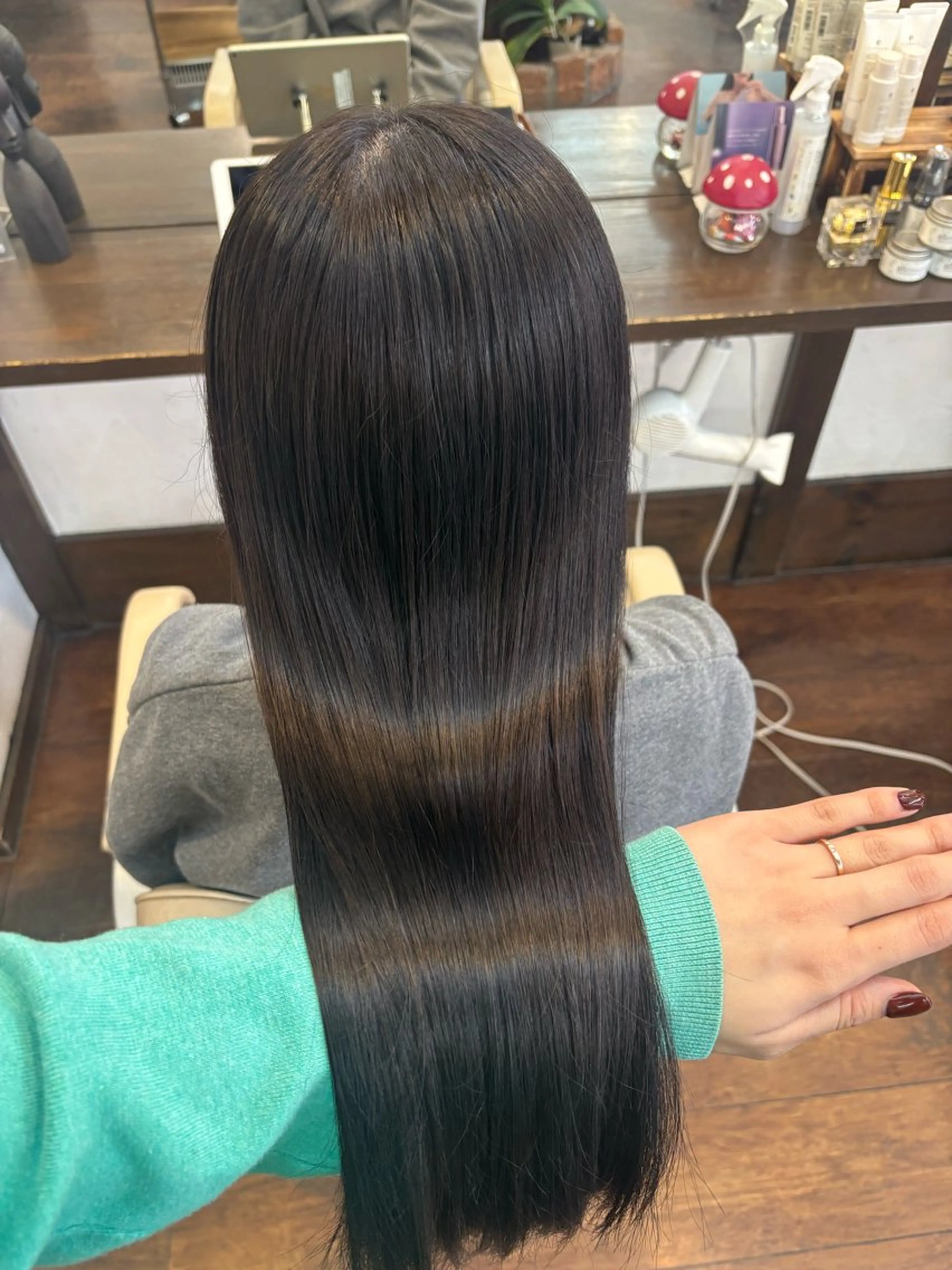 ロング トリートメント 🌿吉池 朱莉🌿のヘアスタイル