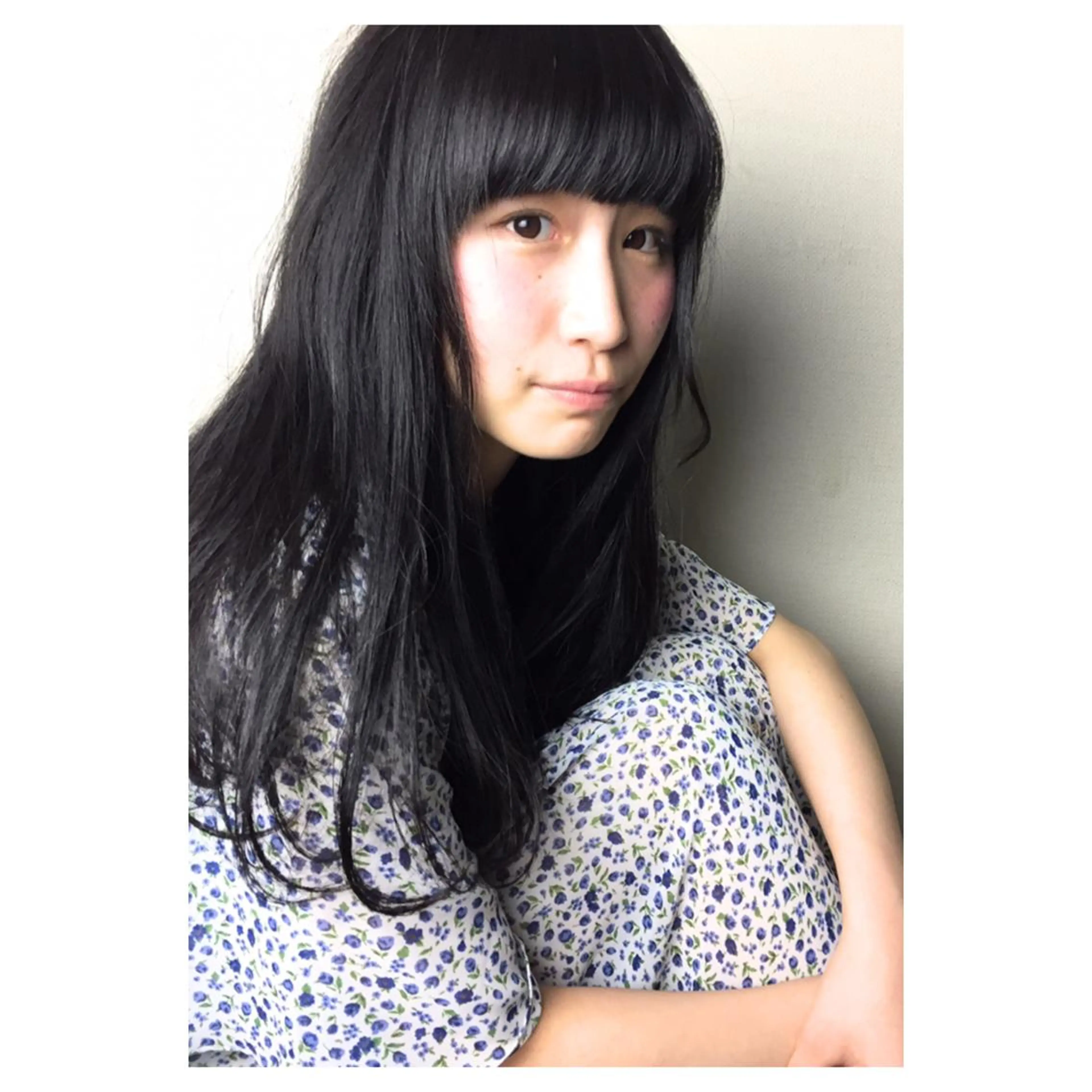 セミロング ロング カラー 黒髪 ブルーカラー ブルーブラック 透明感カラー 武田 久司のヘアスタイル