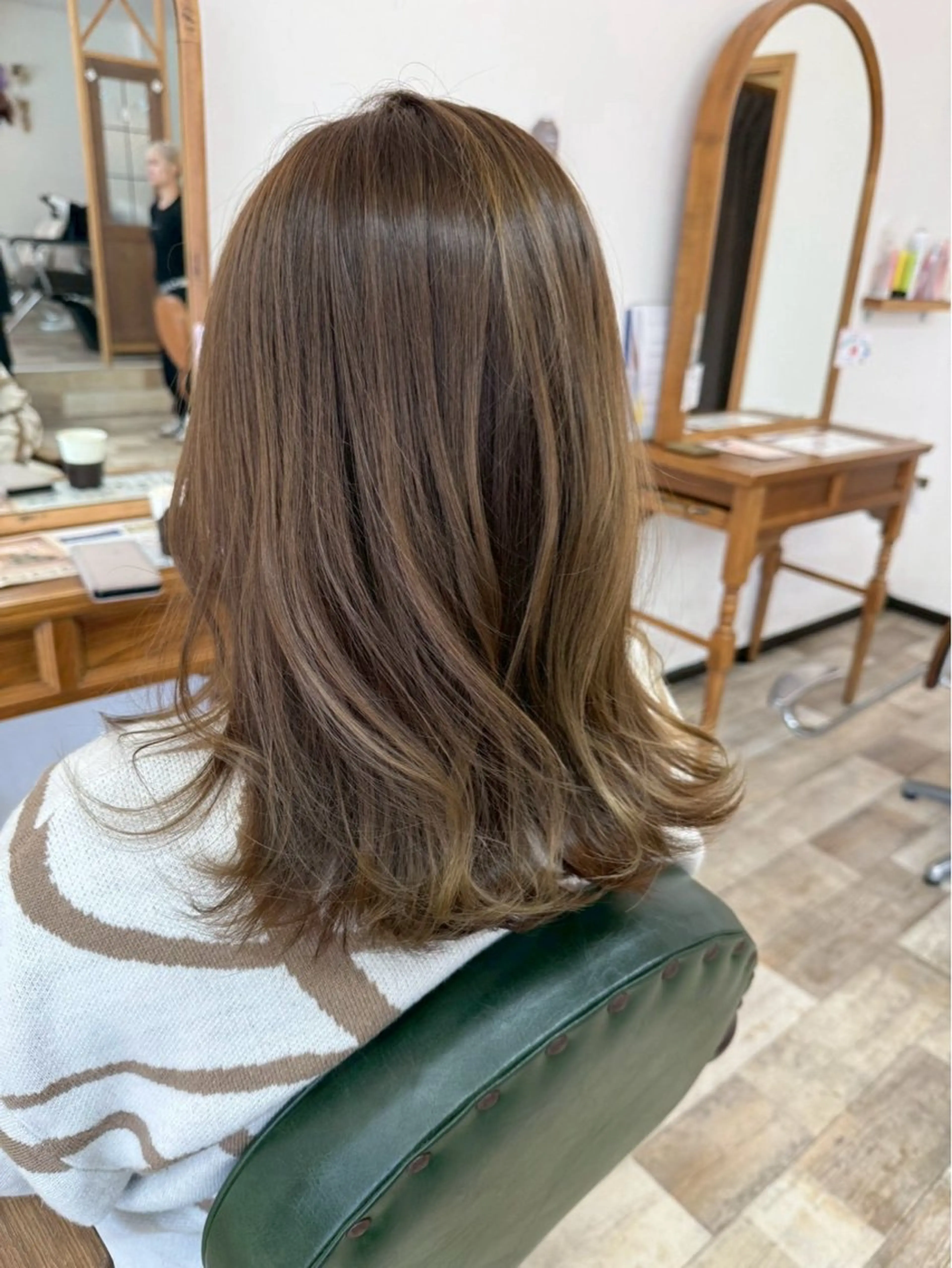 ミディアム カラー 緒方 翔汰👿のヘアスタイル