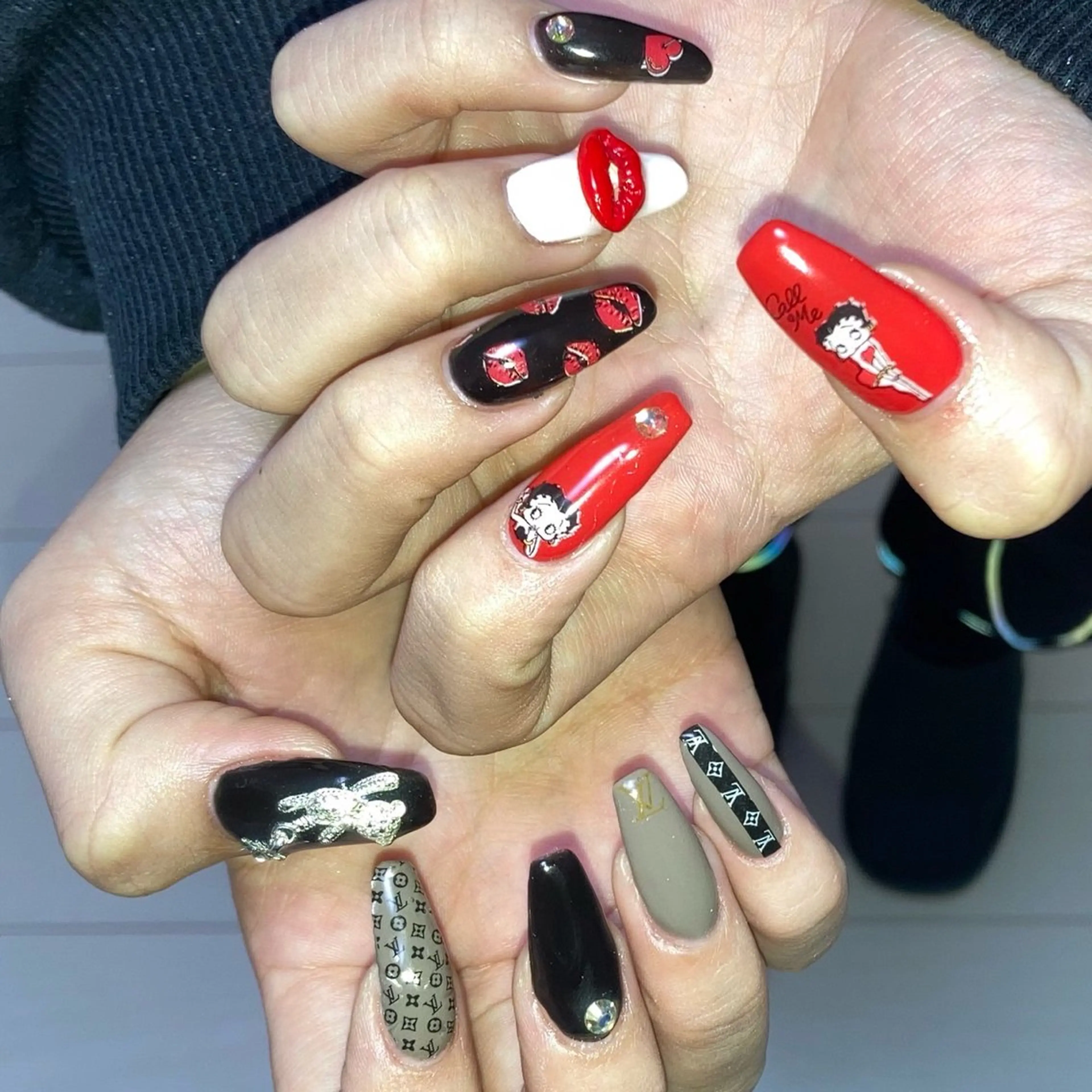 ネイル ネイル/束感まつ毛 MOANA天王寺店のマツエク・マツパデザイン