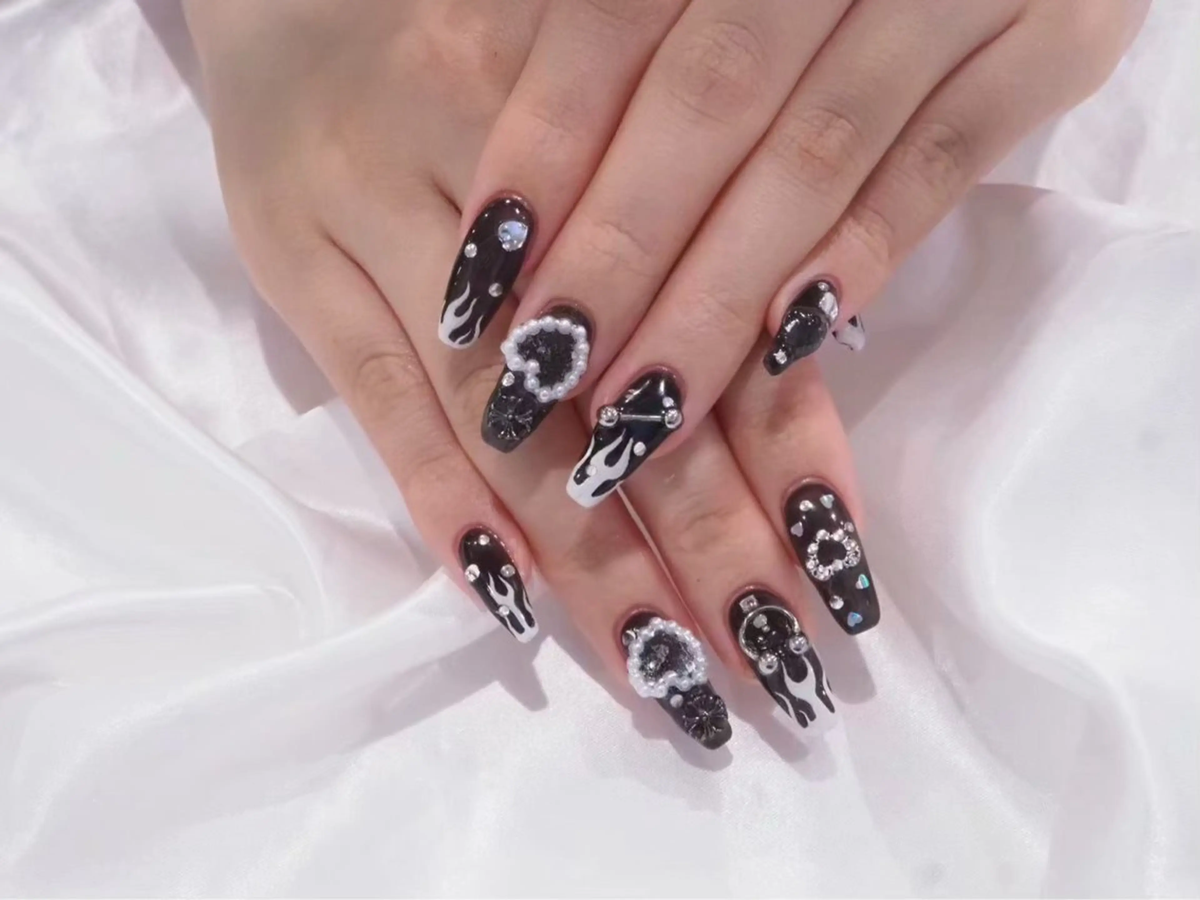 ネイル 瓜坂 実桜のネイルデザイン