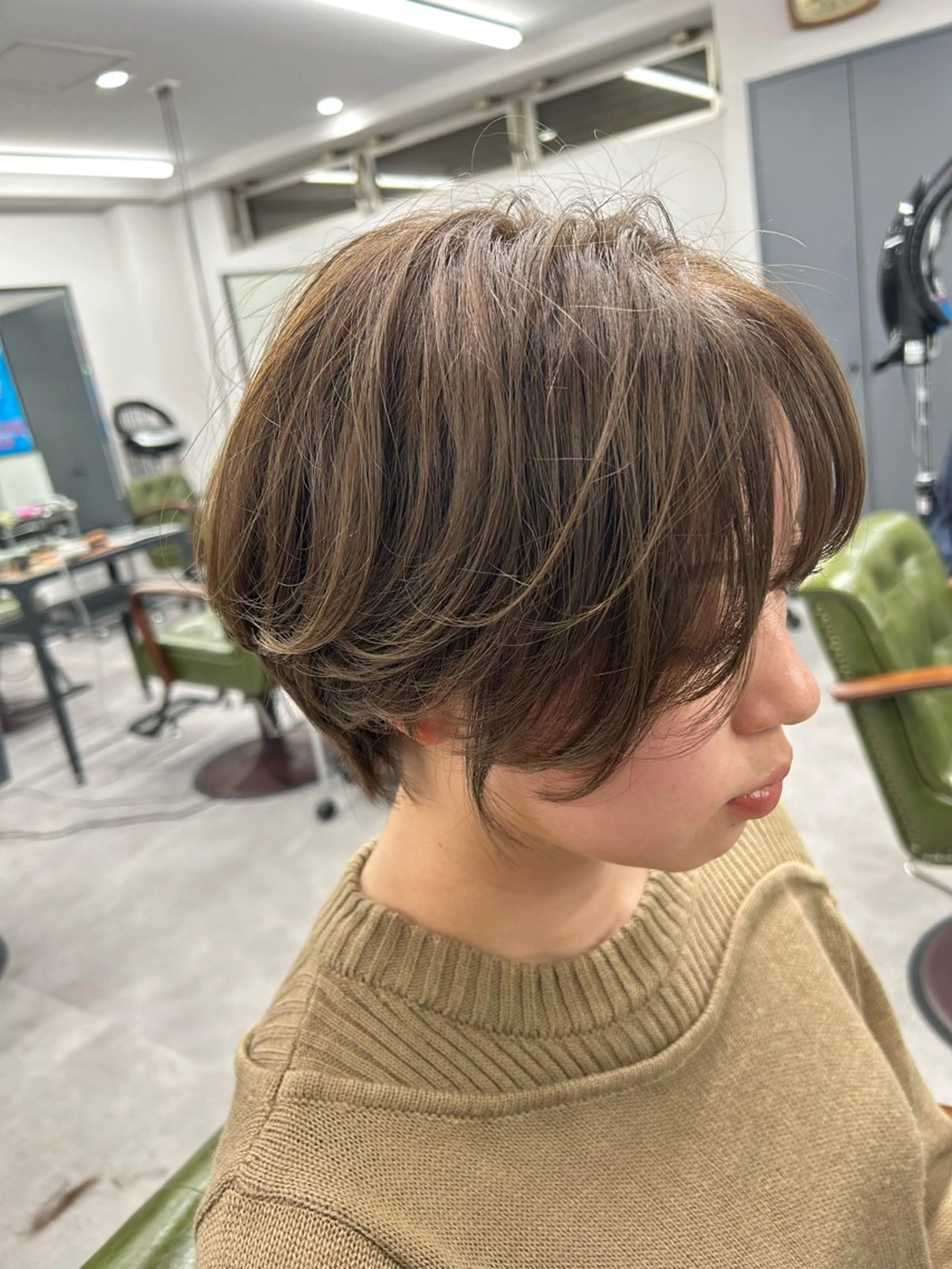 ショート カラー ショートヘア カット ヘアカラー トリートメント SHAFT Ieiriのヘアスタイル