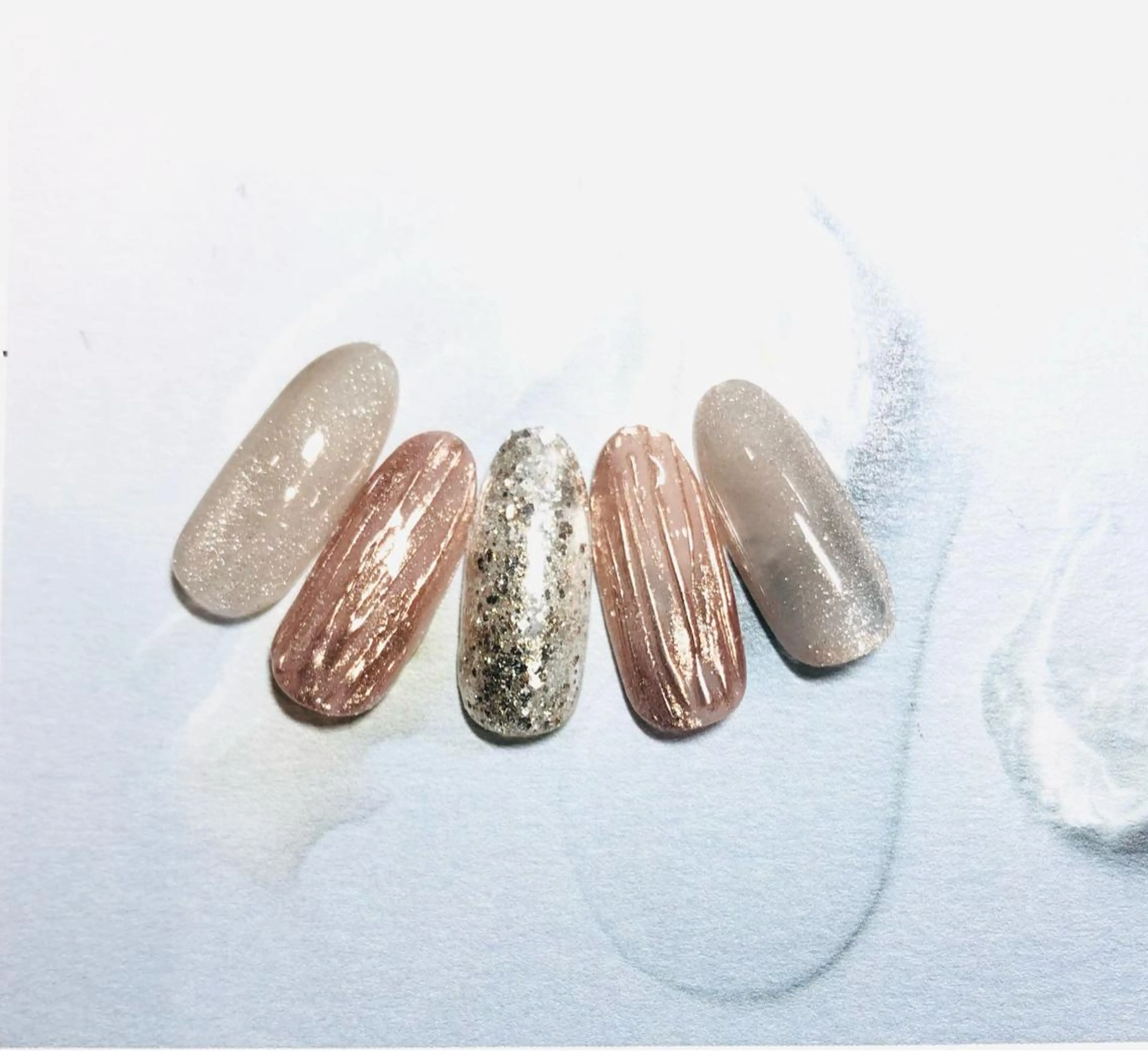 ネイル マグネットネイル ミラーネイル Ｈ3（エイチスリー）所属・H3 hitoのネイルデザイン