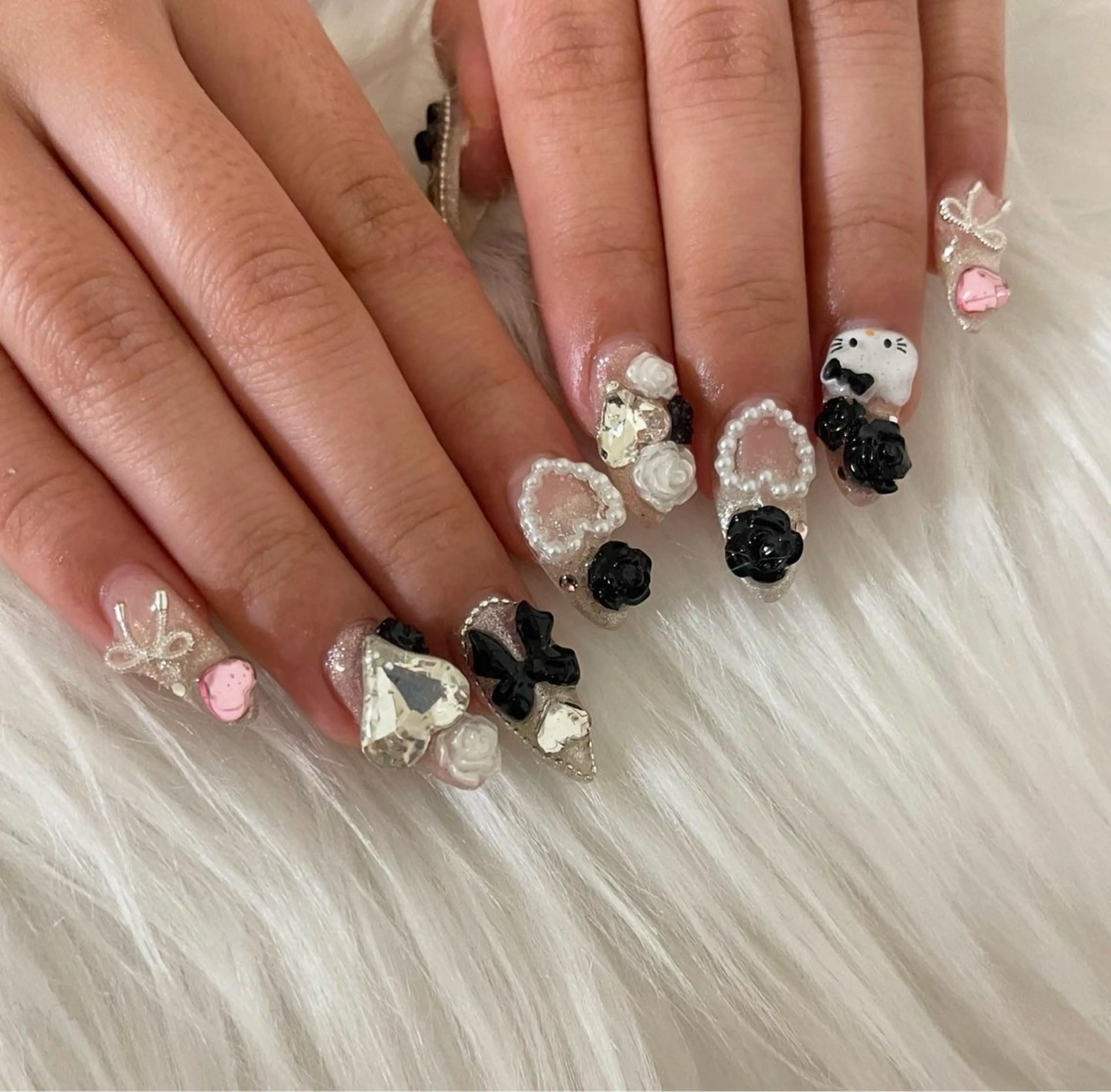 ネイル nail salon hoLLyhockのネイルデザイン