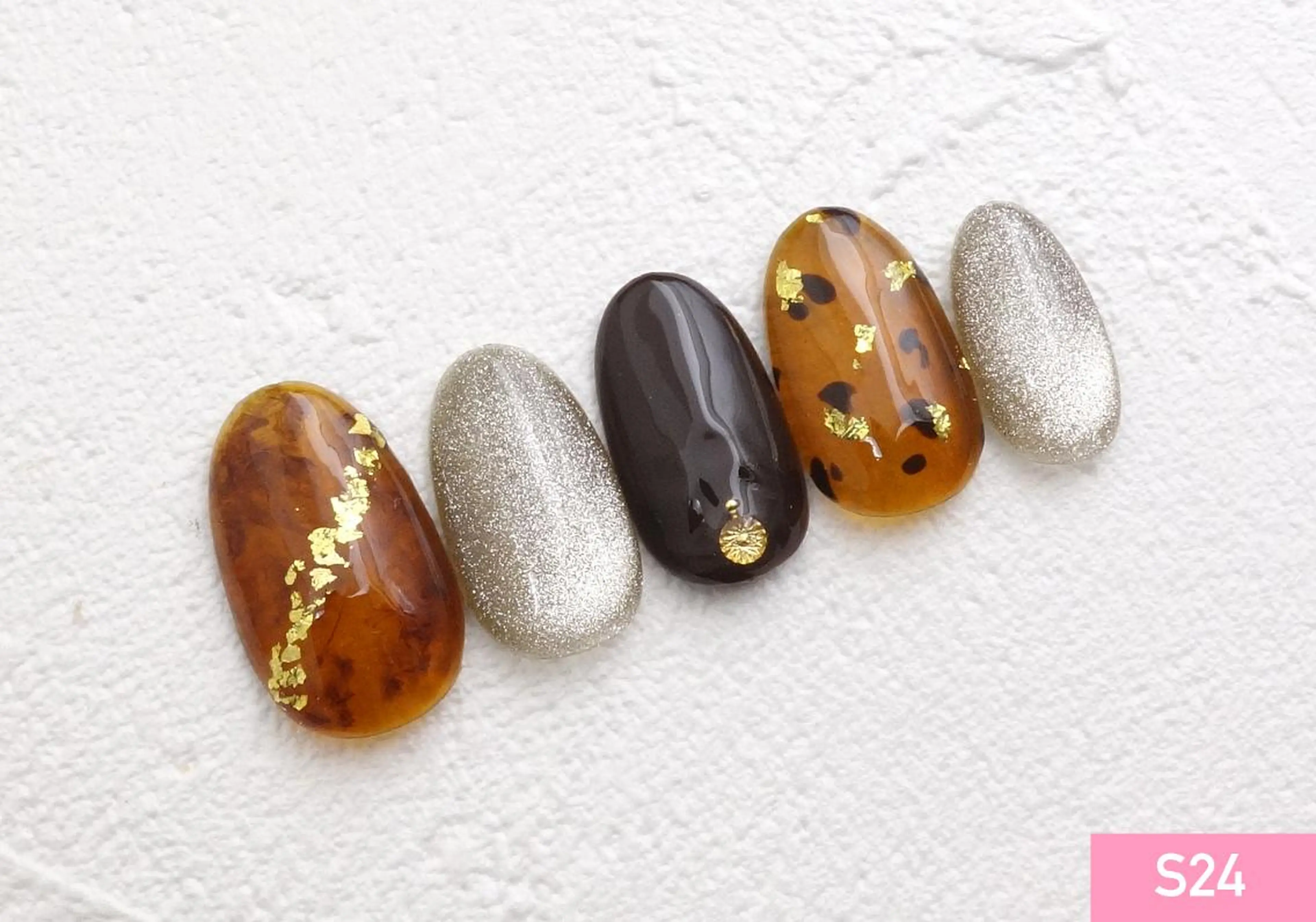 ネイル アートネイル ジェルネイル マグネットネイル ネイル nanのネイルデザイン