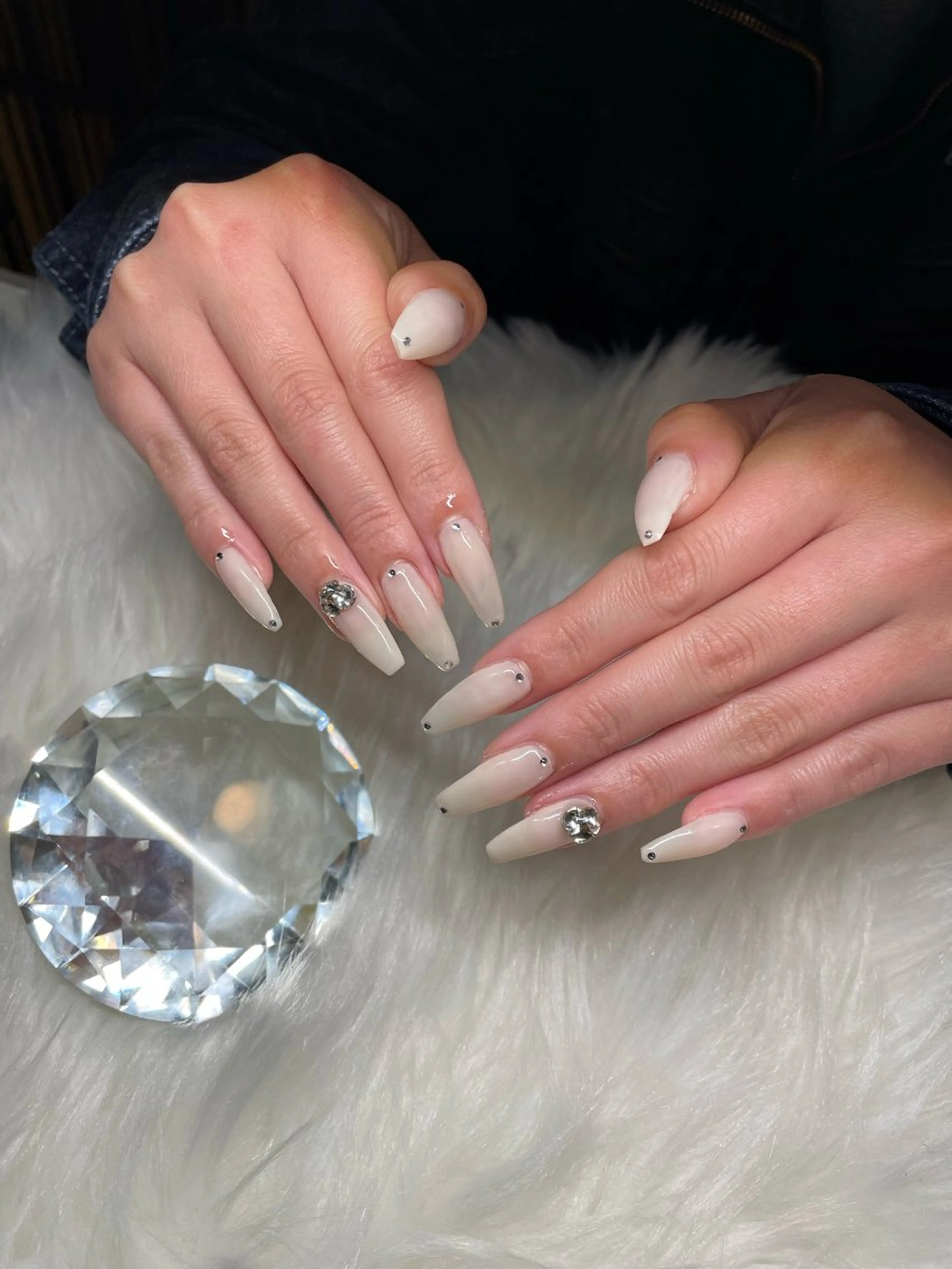 ネイル ワンカラーネイル ホワイト RAMU 【cutill】のネイルデザイン