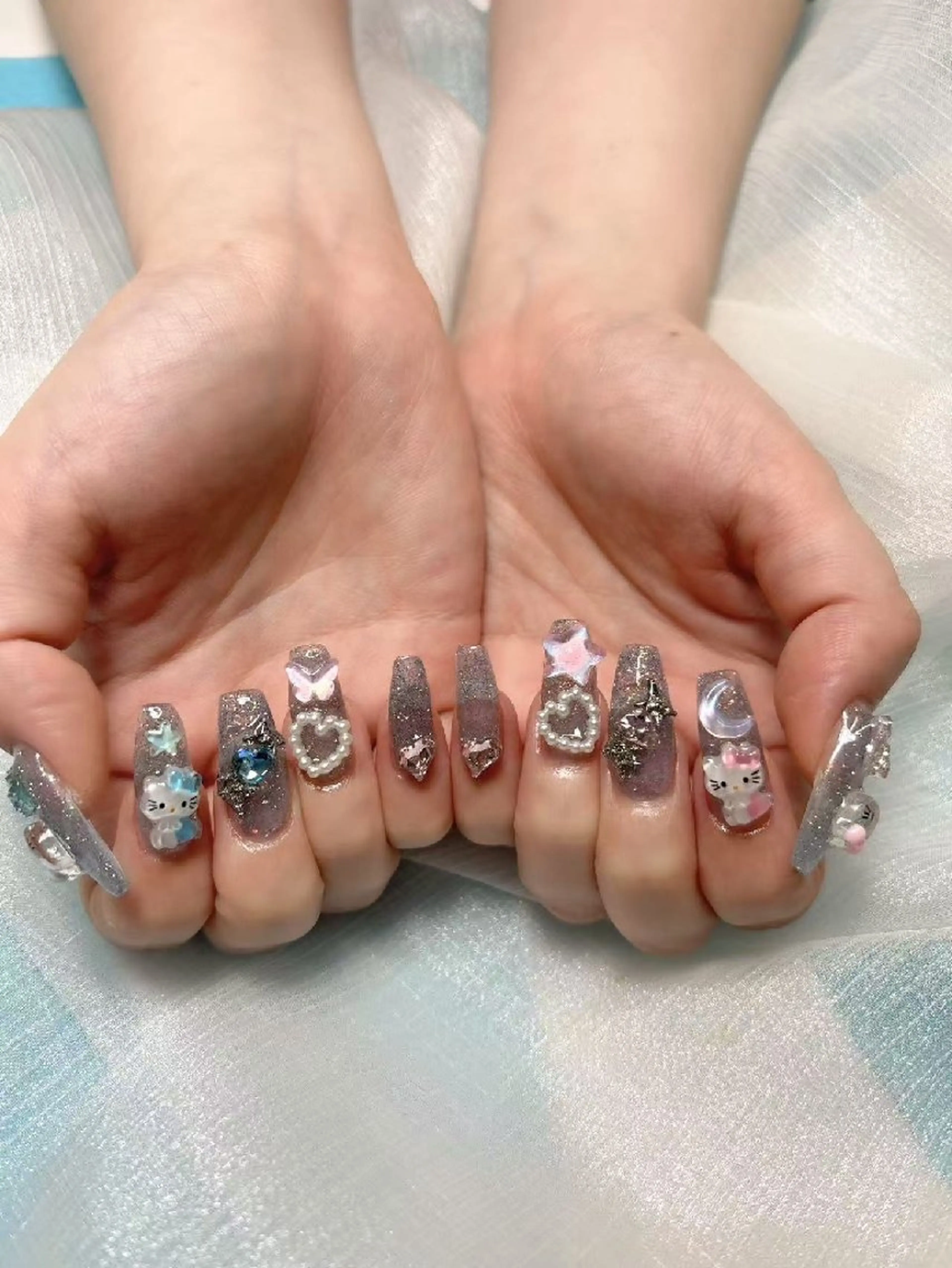 ネイル ENsalon AKIRAのネイルデザイン