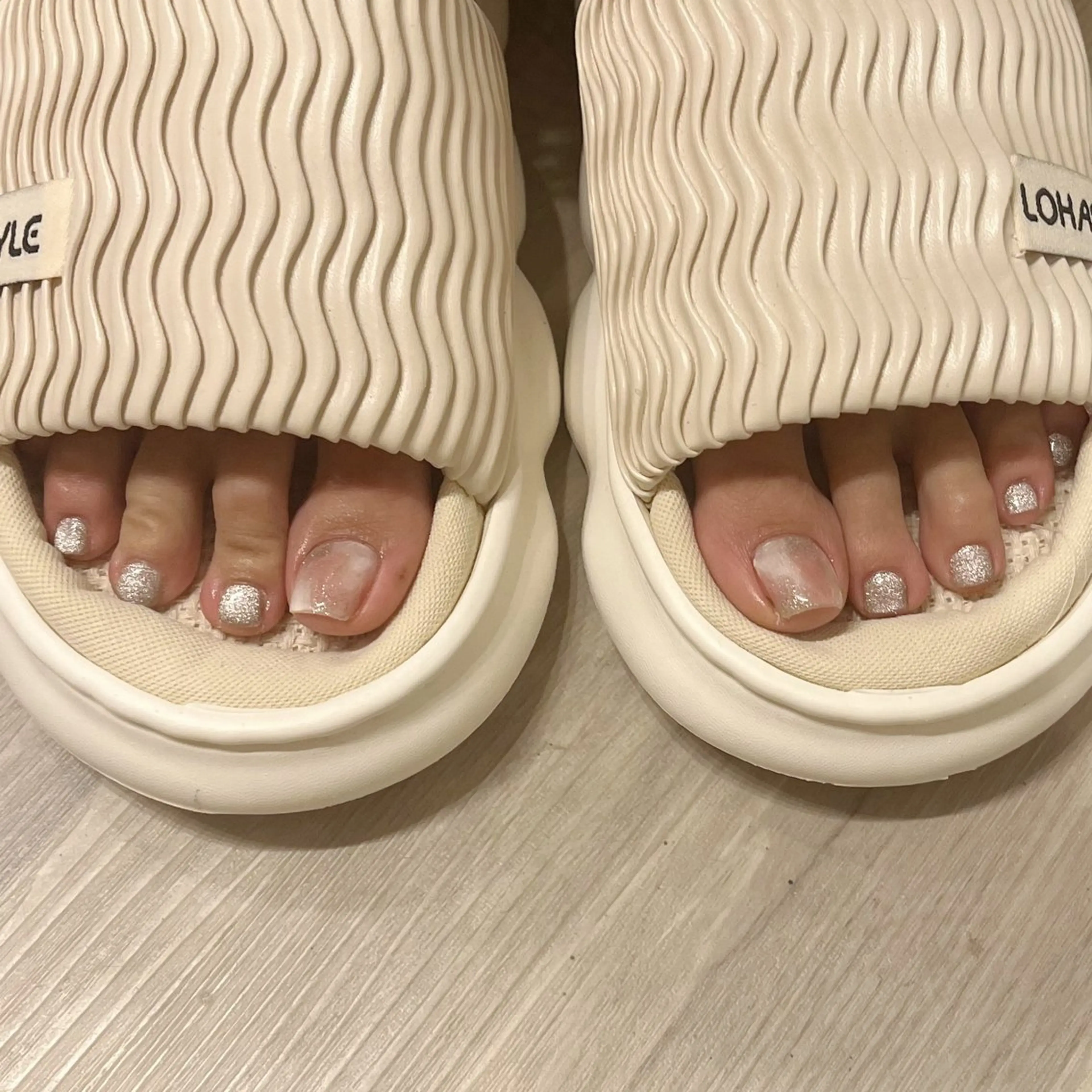 ネイル フットネイル マグネットネイル ワンホンネイル melu所属・melu yukikoのネイルデザイン