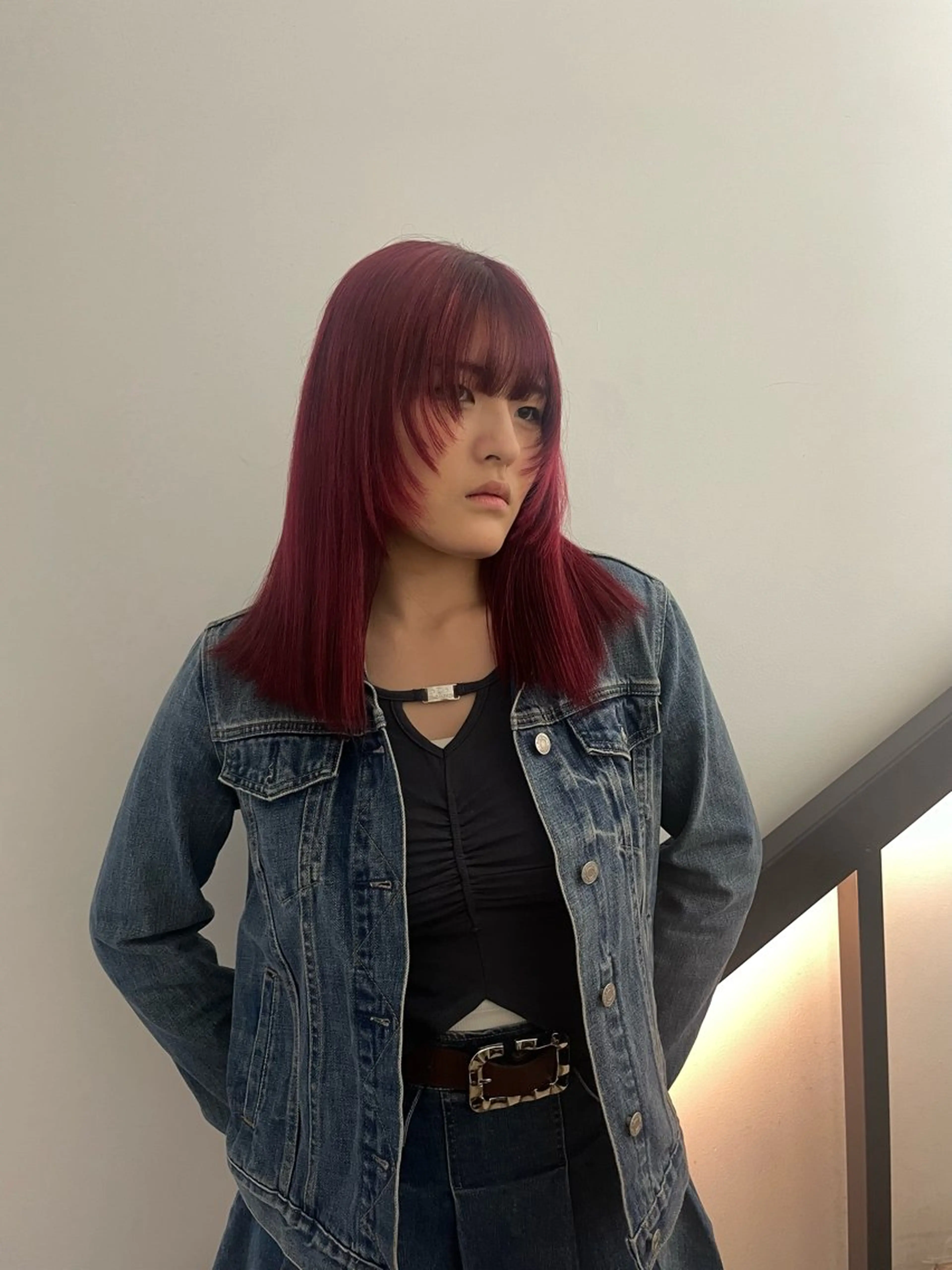 ミディアム カラー カット ヘアカラー 🌟暖色系ハイトーン 🌟AIのヘアスタイル