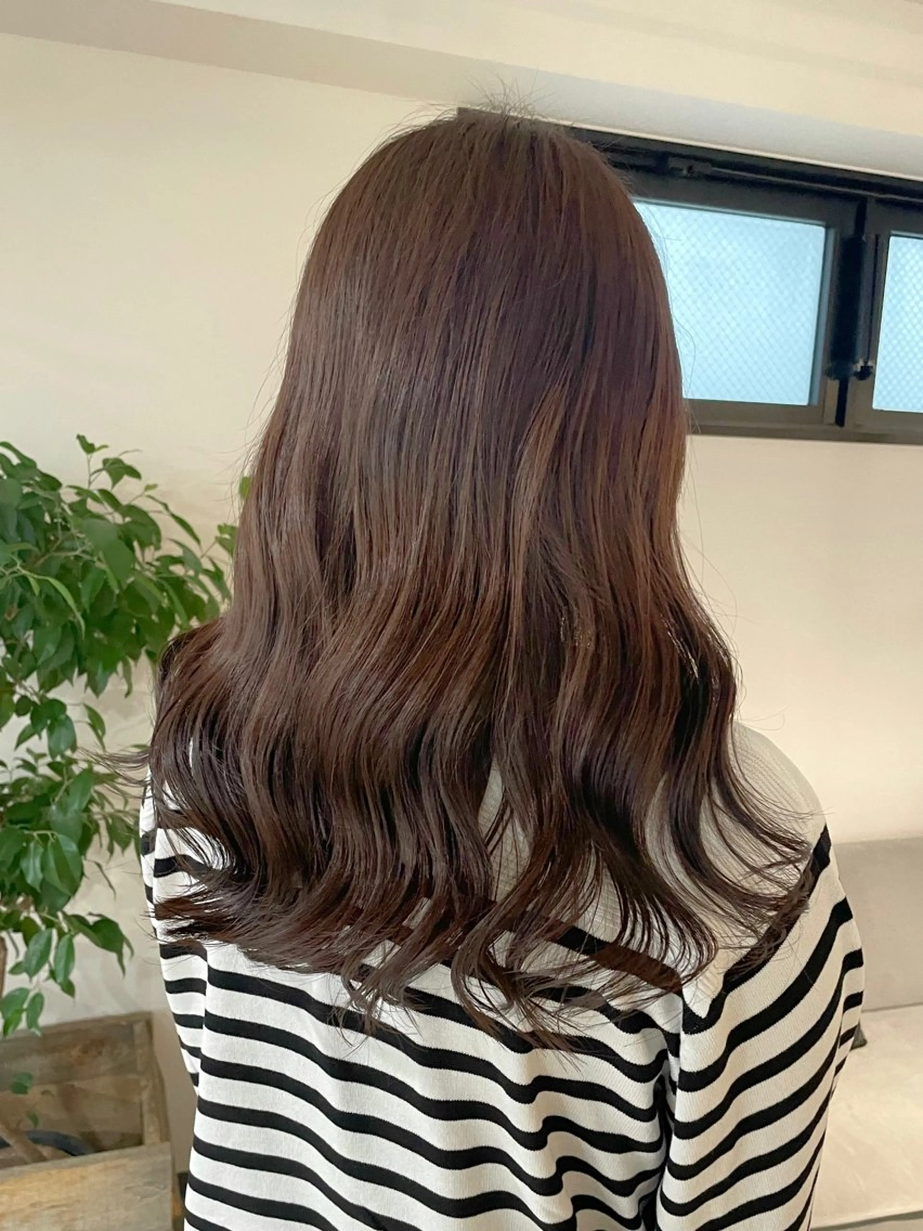 セミロング カラー アッシュ アッシュブラウン ベージュカラー ブリーチ ブラウンカラー ヘアカラー 暖色カラー🍒 ケアブリーチ/akiのヘアスタイル