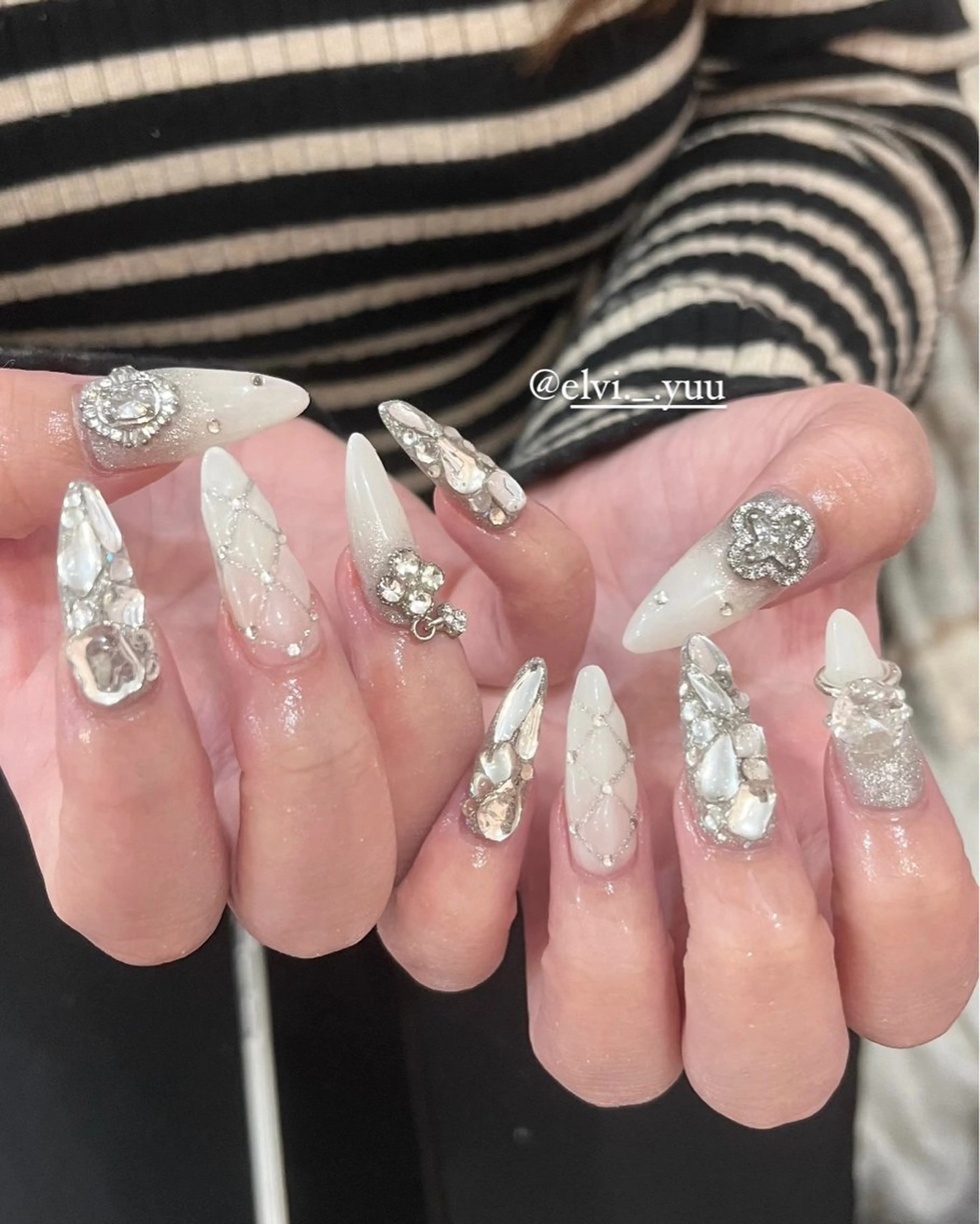 ネイル SALON ELVI.所属・SALON ELVI.のネイルデザイン