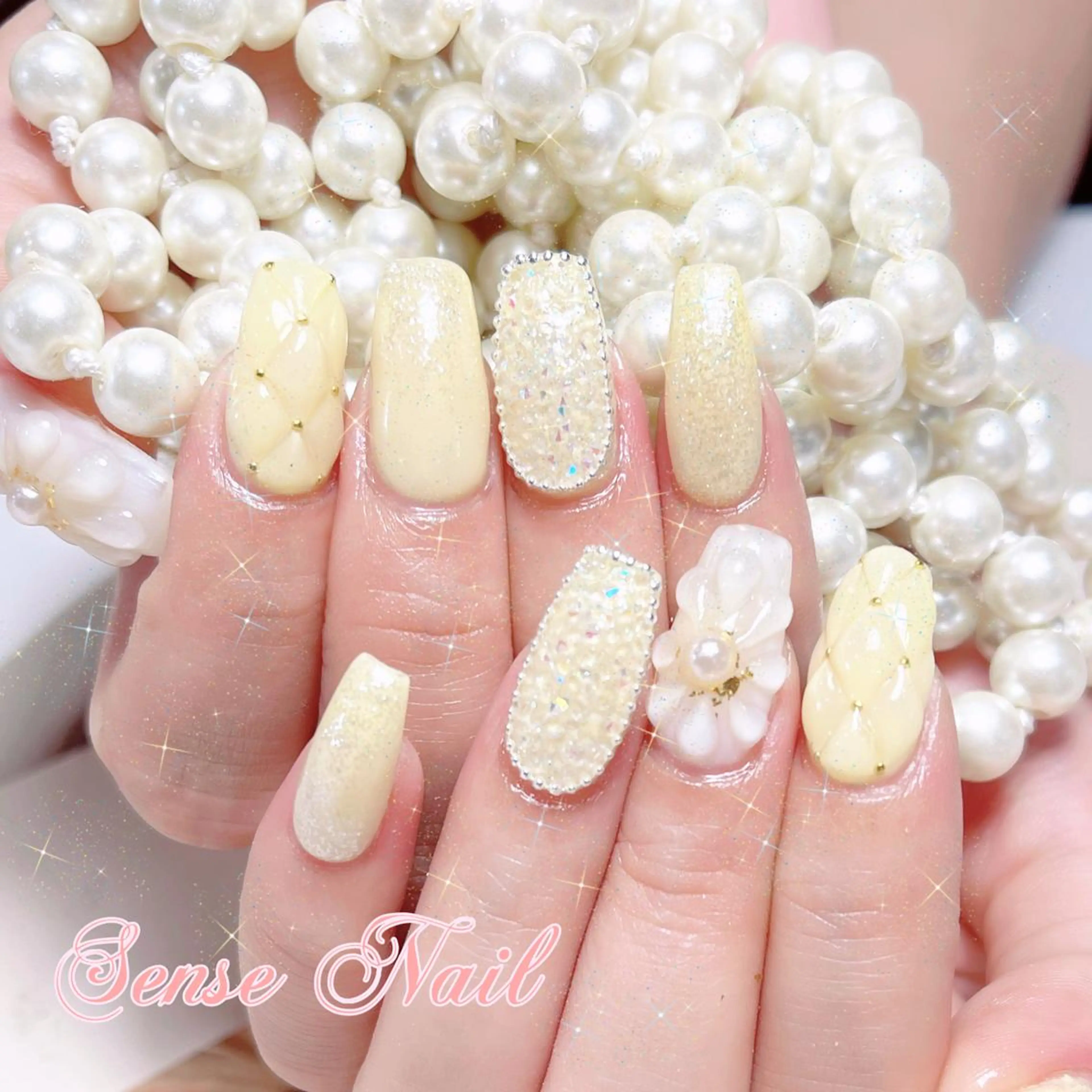 ネイル ハンドネイル ハンドケア Kurieitibu 🍬Byu~tīのネイルデザイン