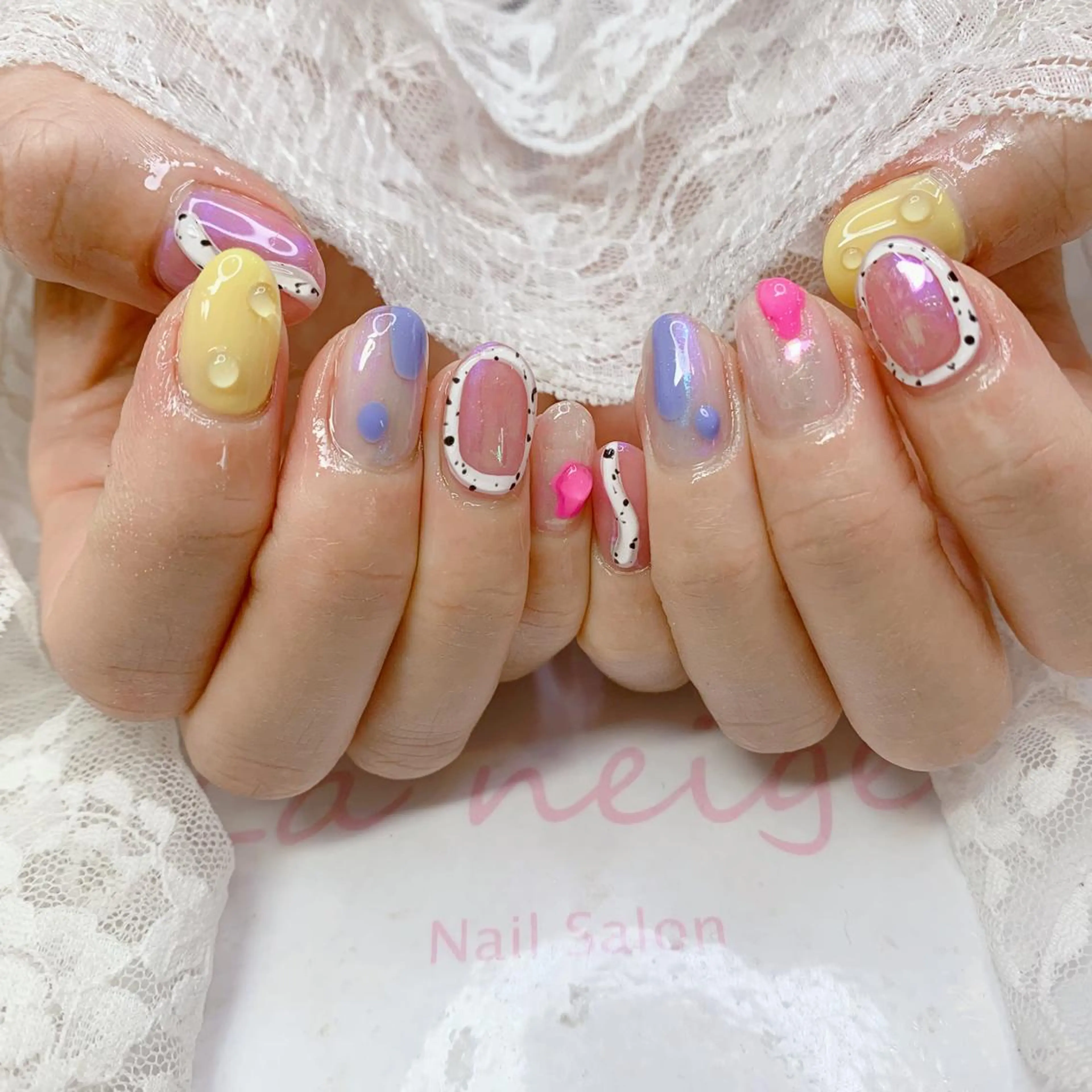 ネイル ハンドネイル La neige* yuki 🥯🍑のネイルデザイン