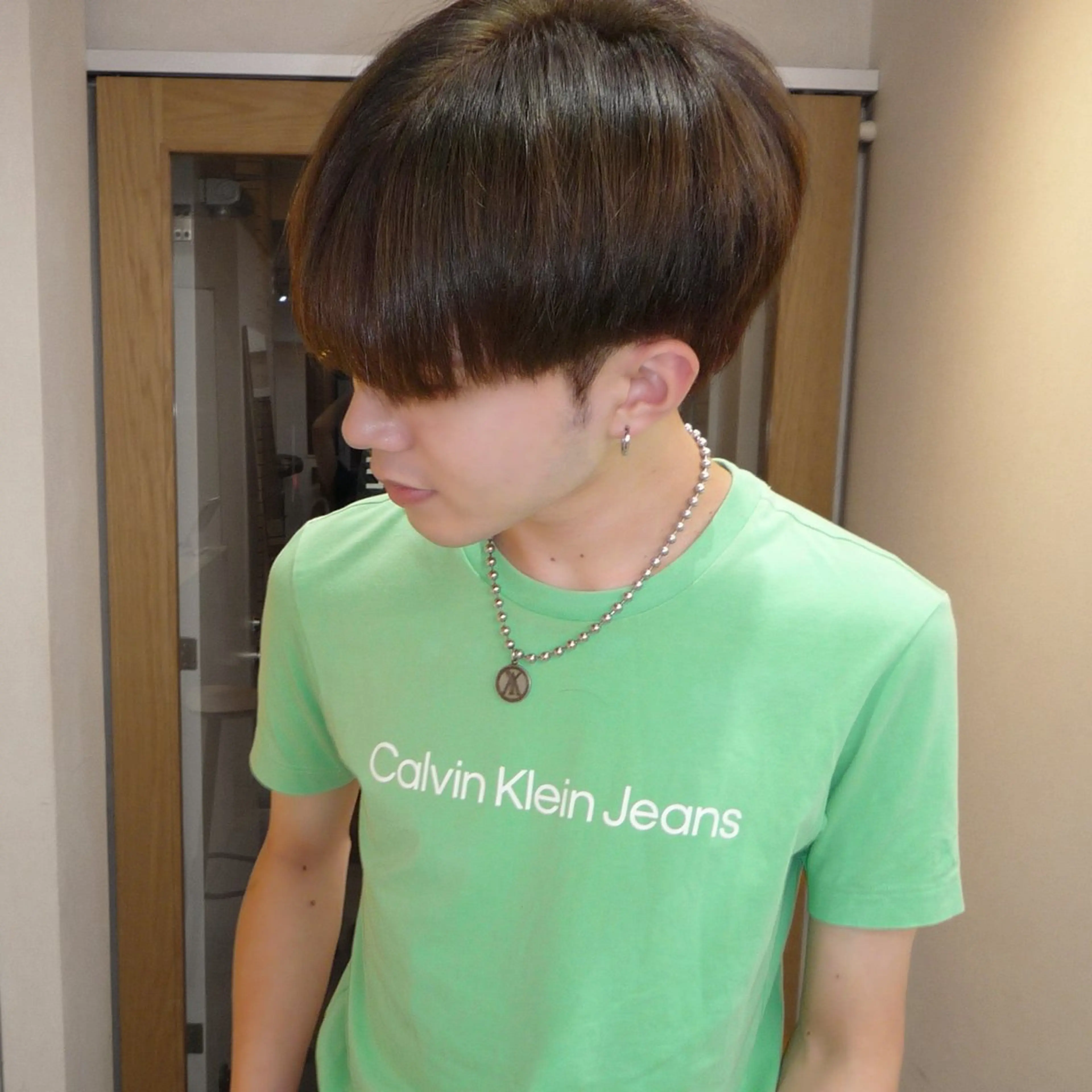 カラー ヘアアレンジ メンズ ヘアカラー トリートメント ヘアセット 透け感ベージュ🤎 韓国ヘアtakutoのヘアスタイル