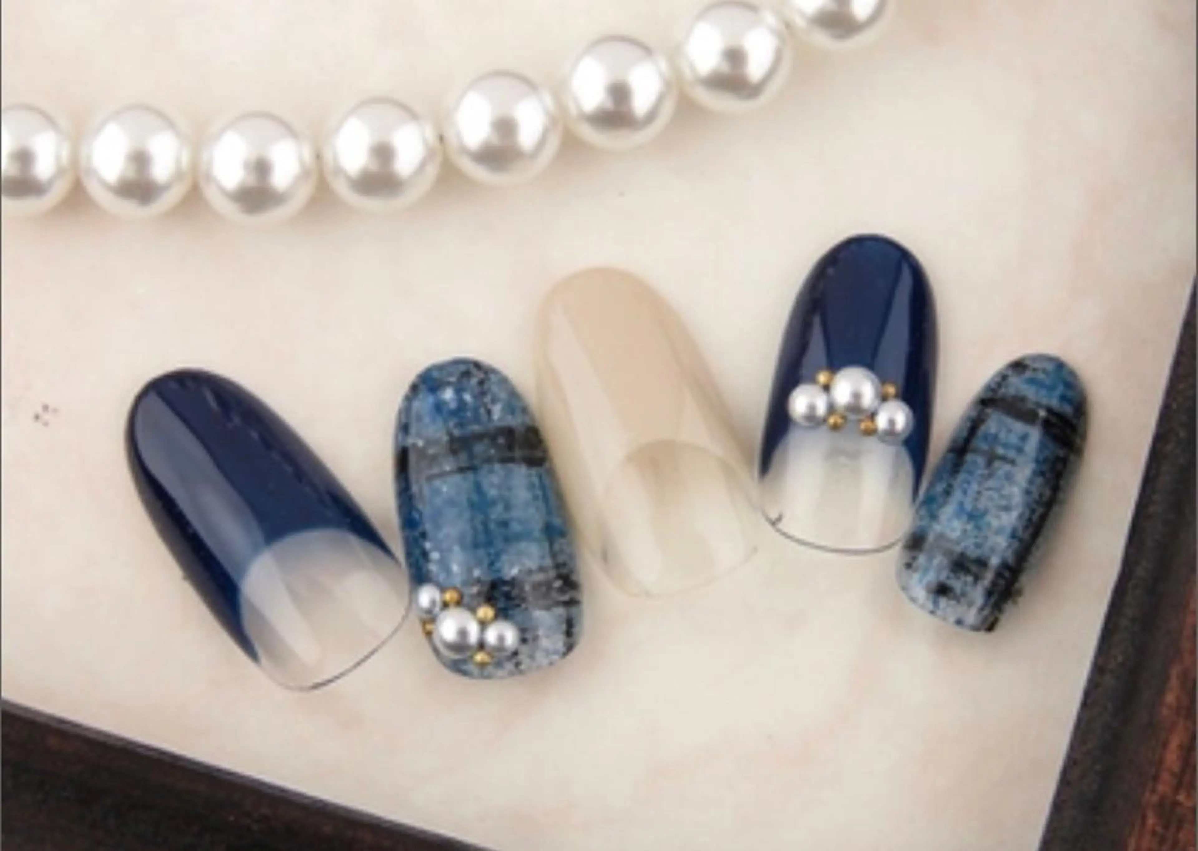 ネイル Lisse所属・戸田 奈津美のマツエク・マツパデザイン