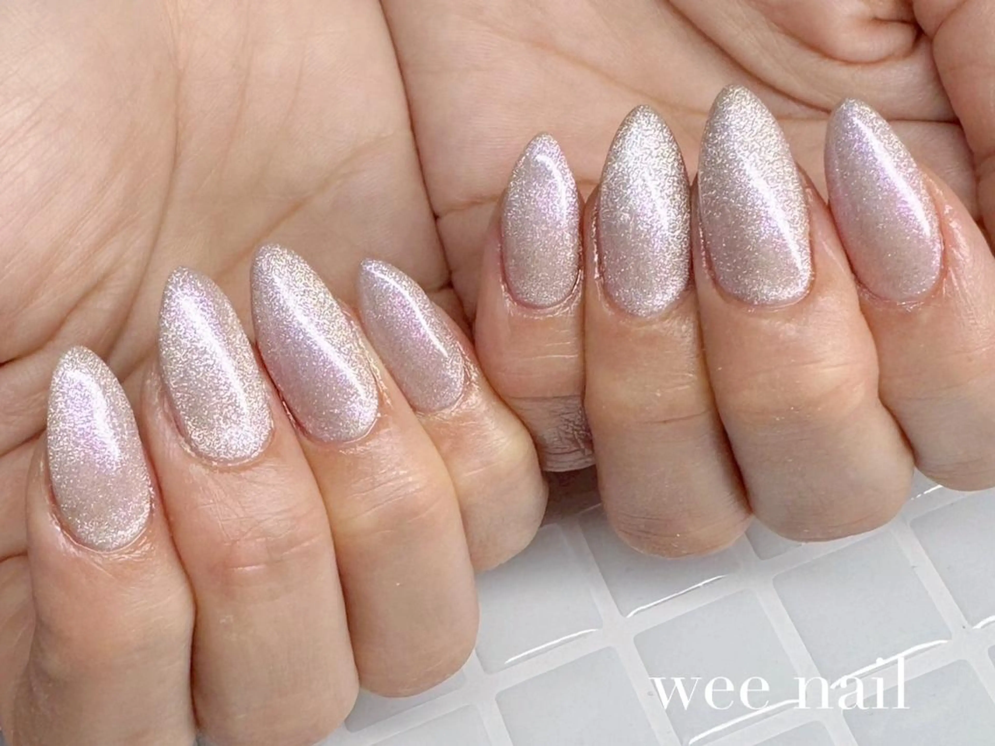 ミニモ限定★オフなし★マグネットorフラッシュネイルの写真