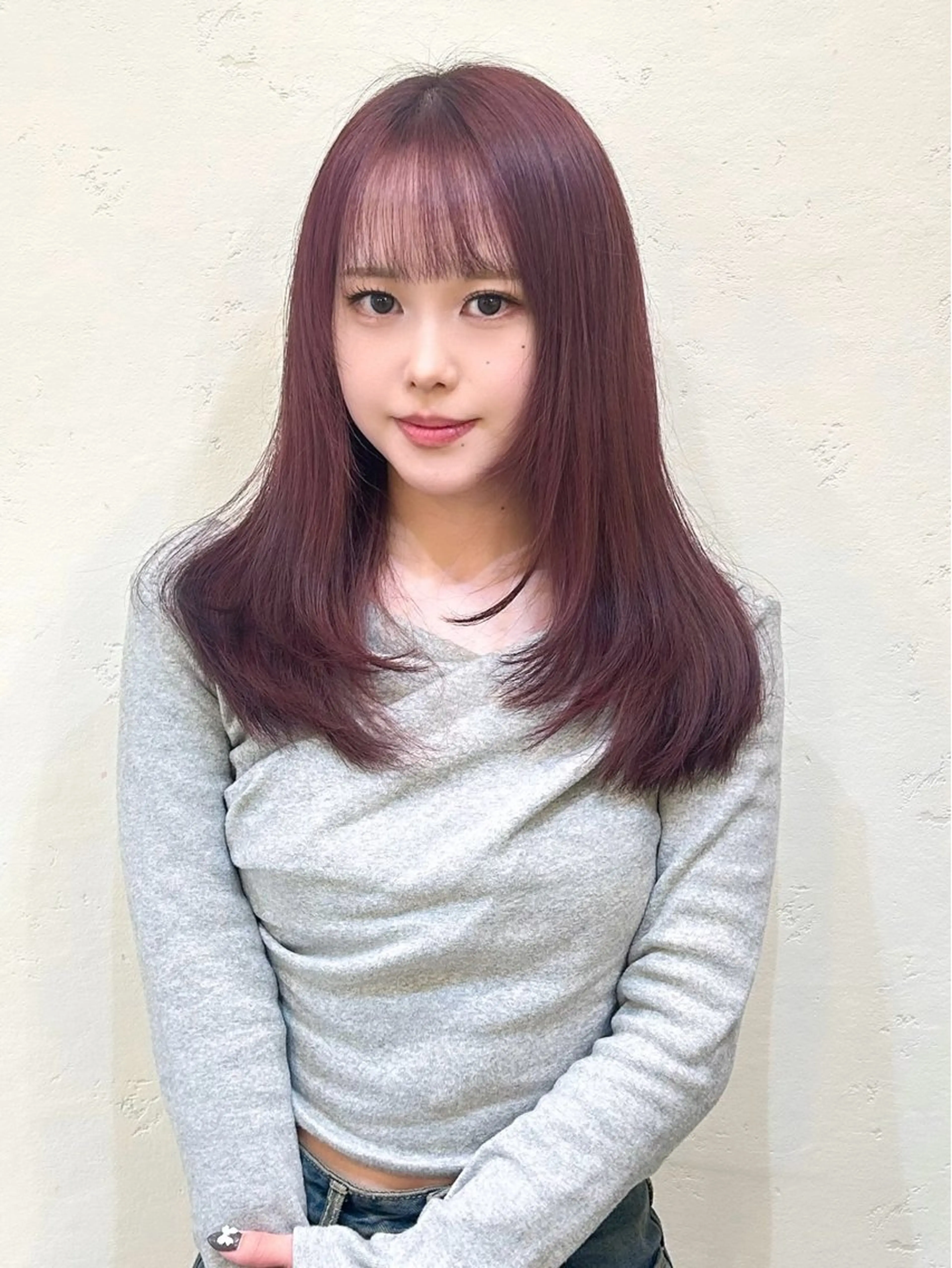 セミロング レイヤー/ラベンダー オージュア/枝元唯のヘアスタイル