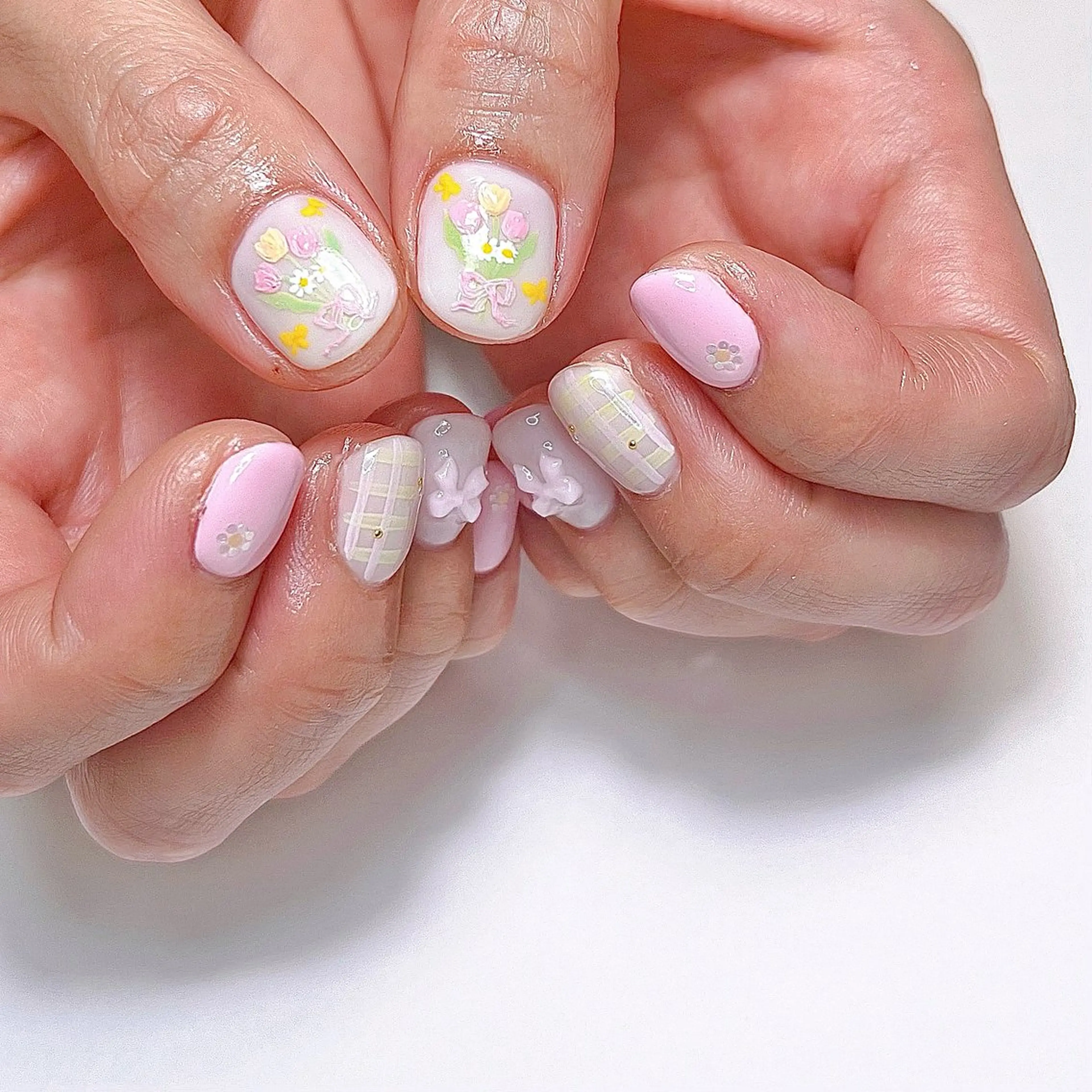 ネイル ハンドネイル いちごパフェ ゆいのネイルデザイン