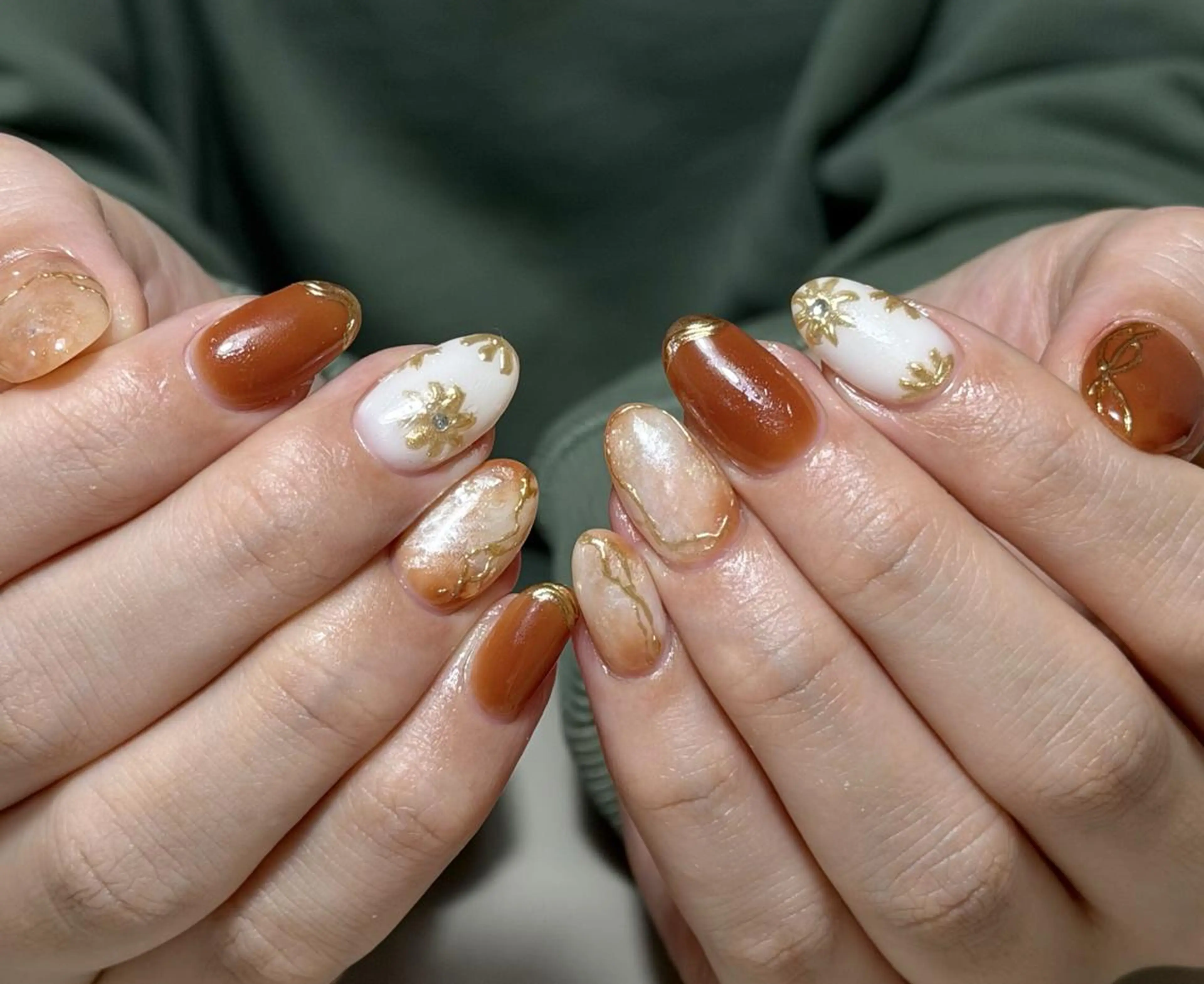 ネイル ハンドネイル ハンドケア 🍑 momo_nailのネイルデザイン