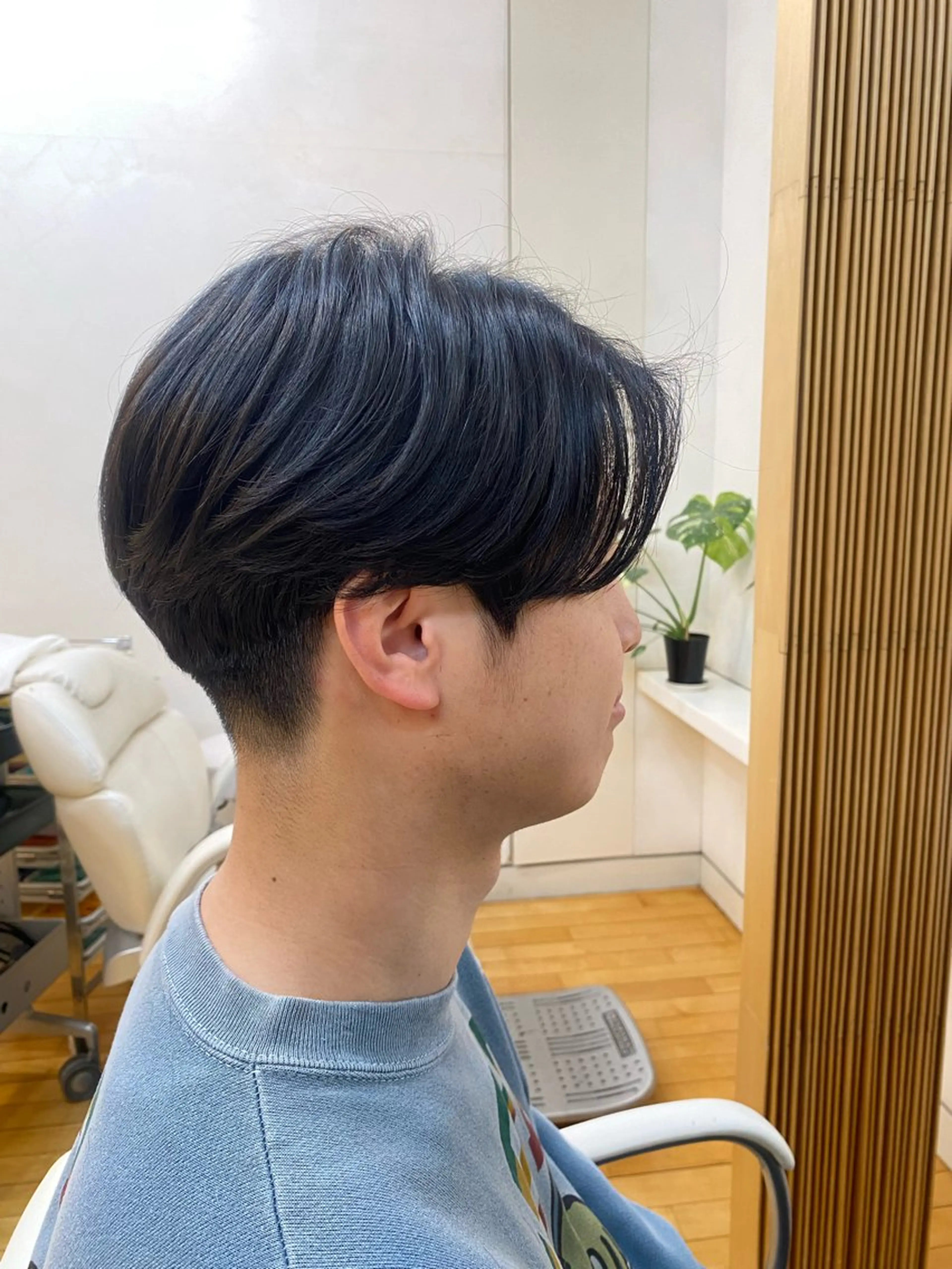 ショート レイヤーカット hair&make SHiN所属・カットモデル募集💫 愛利のマツエク・マツパデザイン