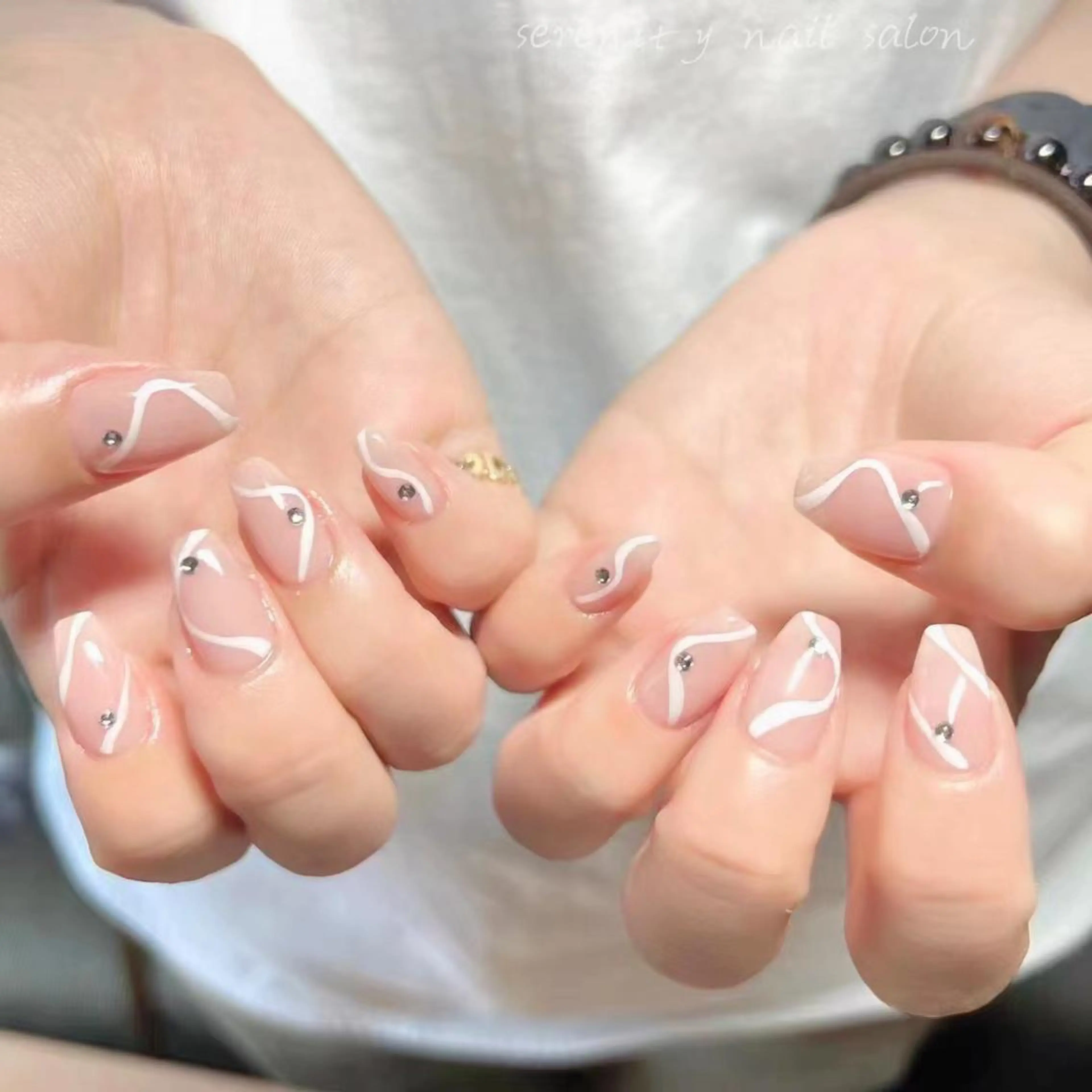 ネイル ハンドネイル ハンドケア ✨Serenity Nail salonのネイルデザイン