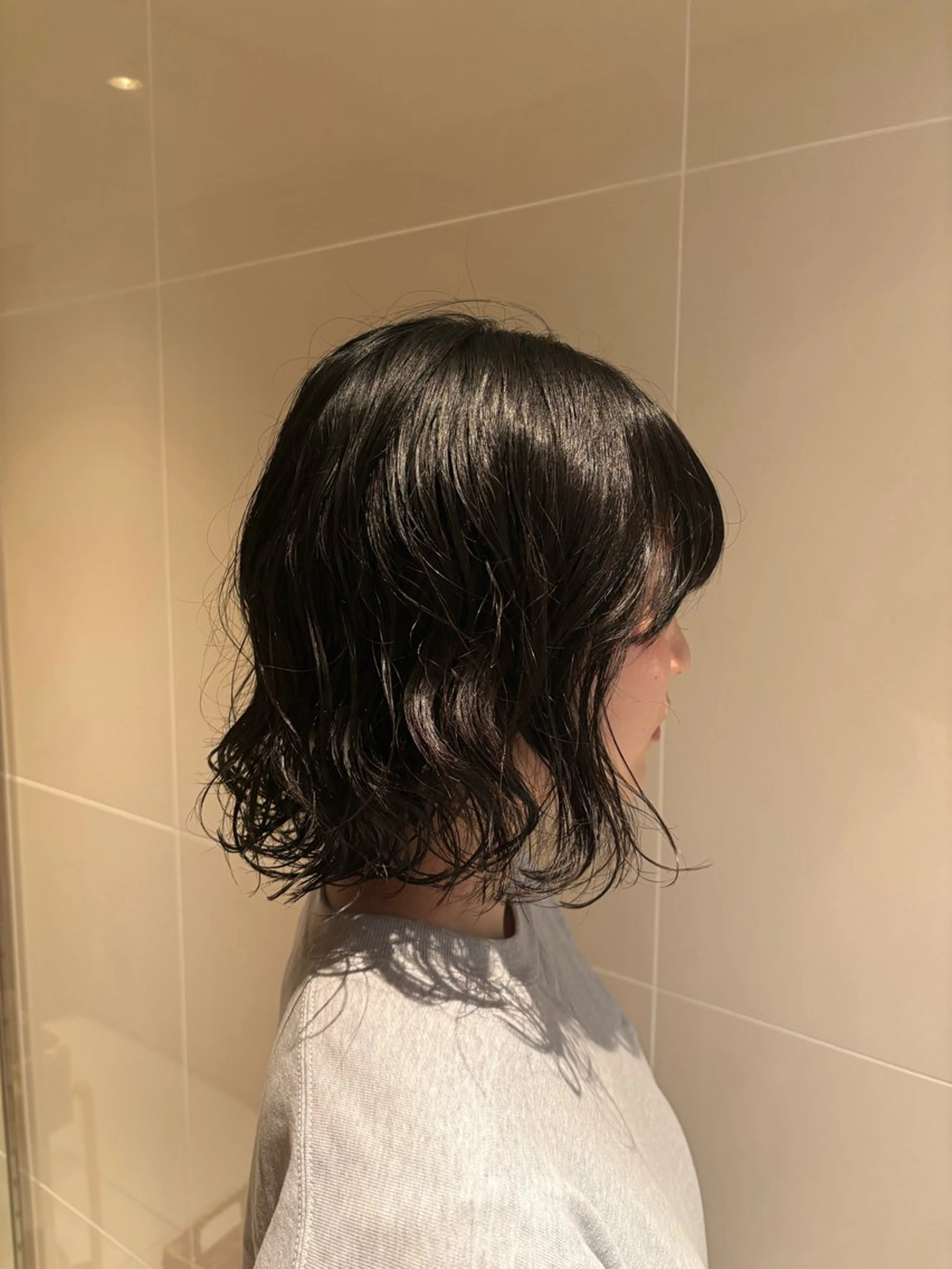 ミディアム パーマ 杉田 優月のヘアスタイル